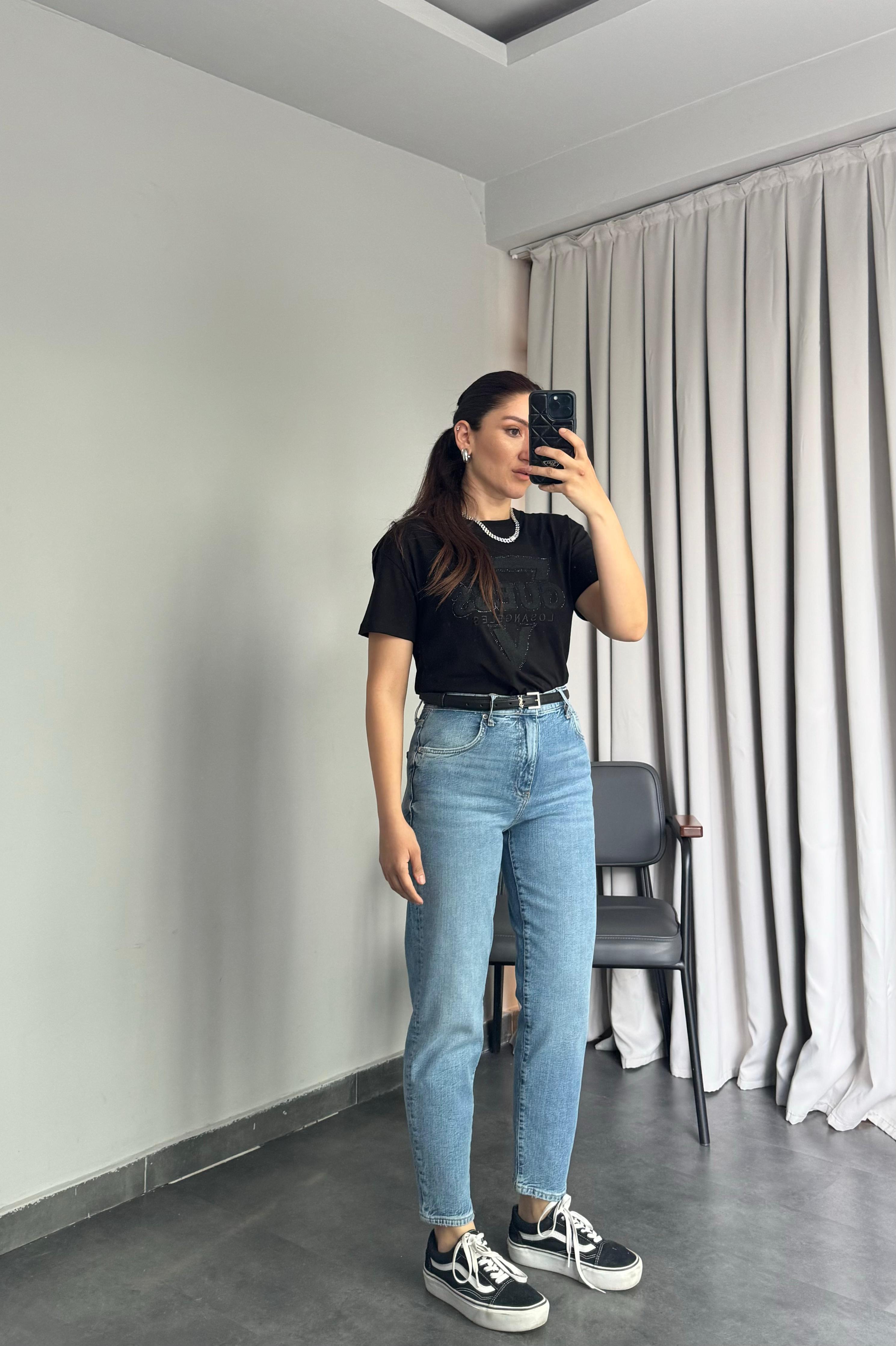 GUES BASKILI BASIC T-SHIRT /4546