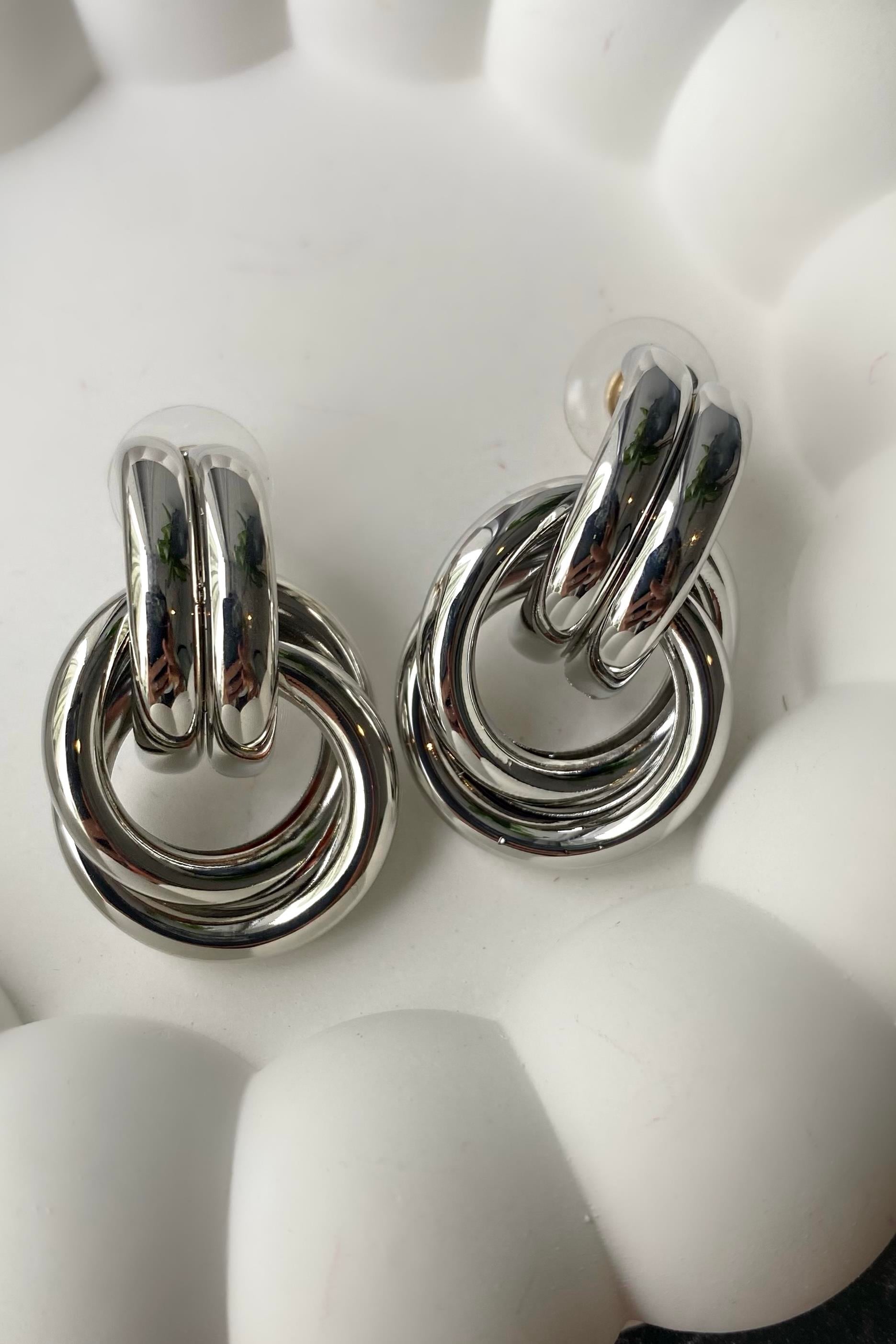 İÇ İÇE KNOT KÜPE