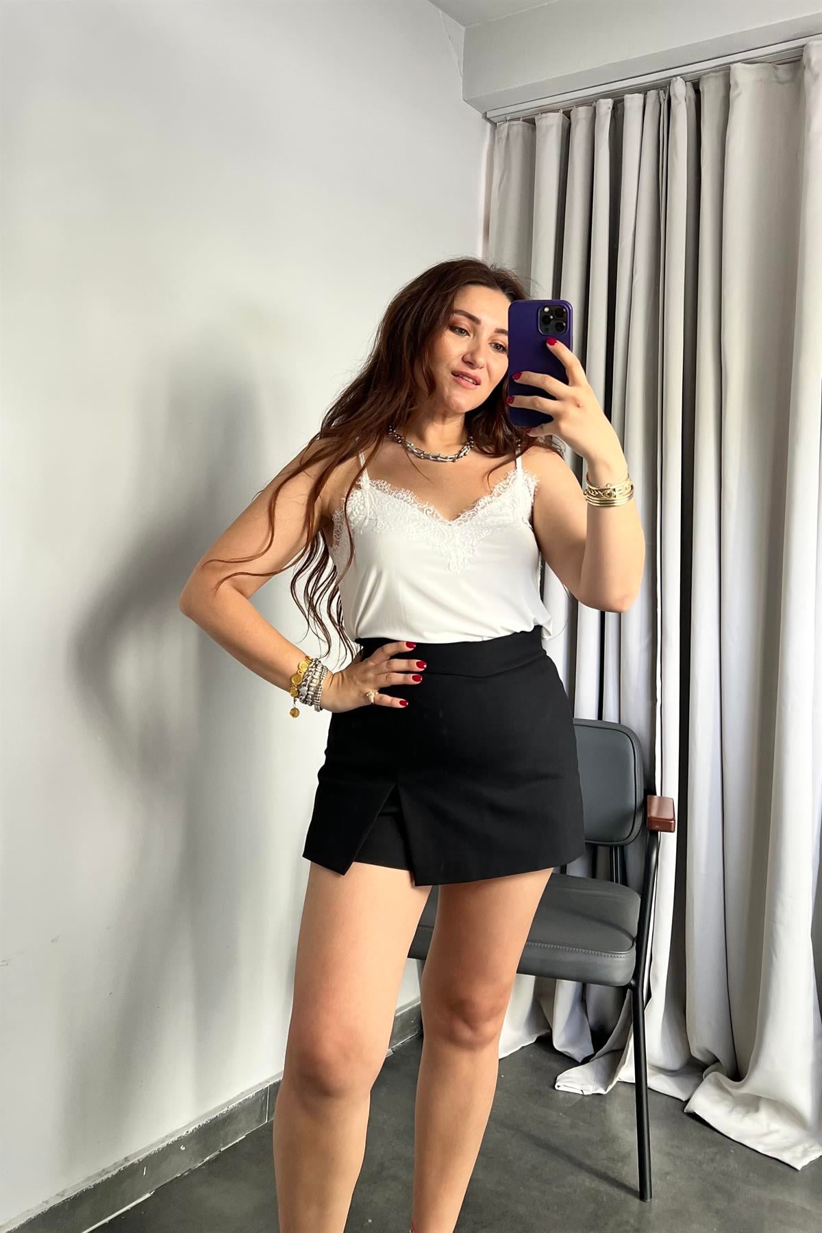 İP ASKILI ÖNÜ DANTELLİ ATLET