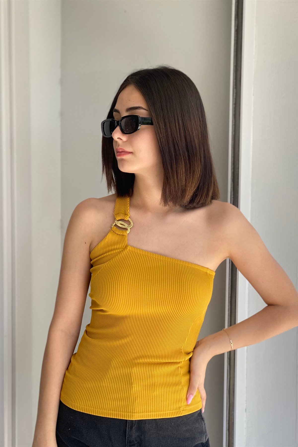 KALIN ASKILI TEK OMUZ FİTİLLİ BODY