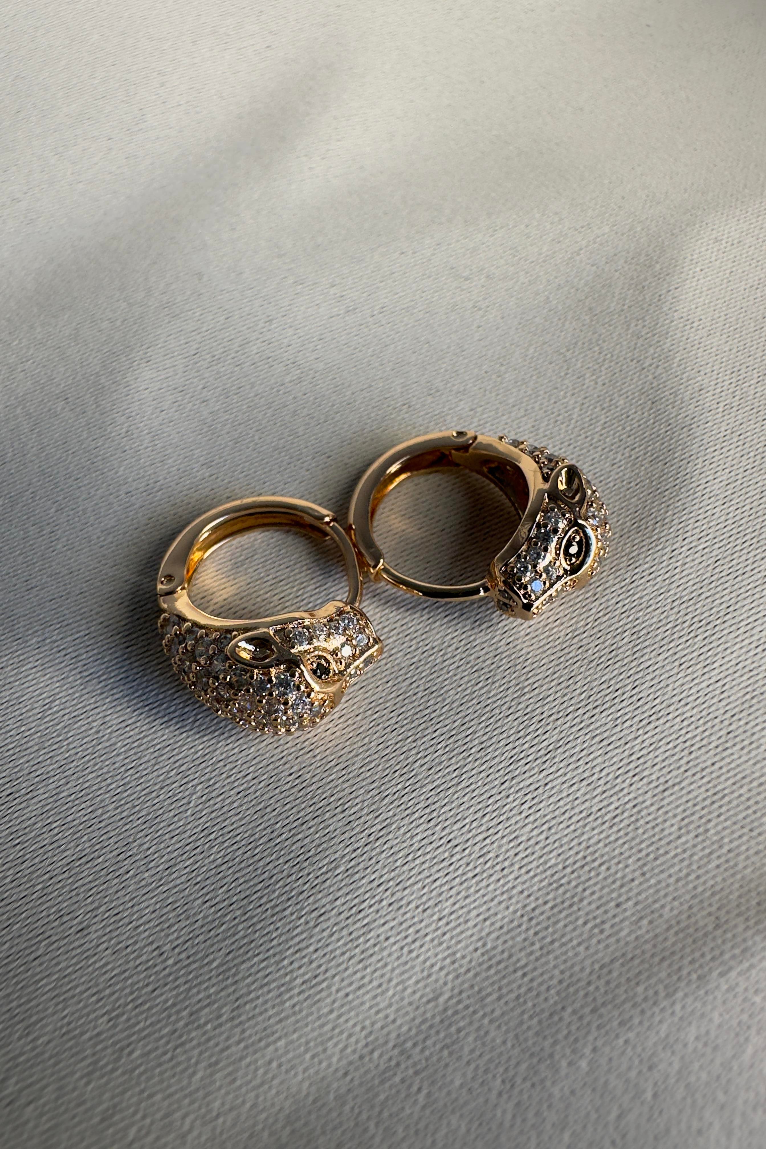 KAPLAN BAŞLI HALKA KÜPE 1,5cm