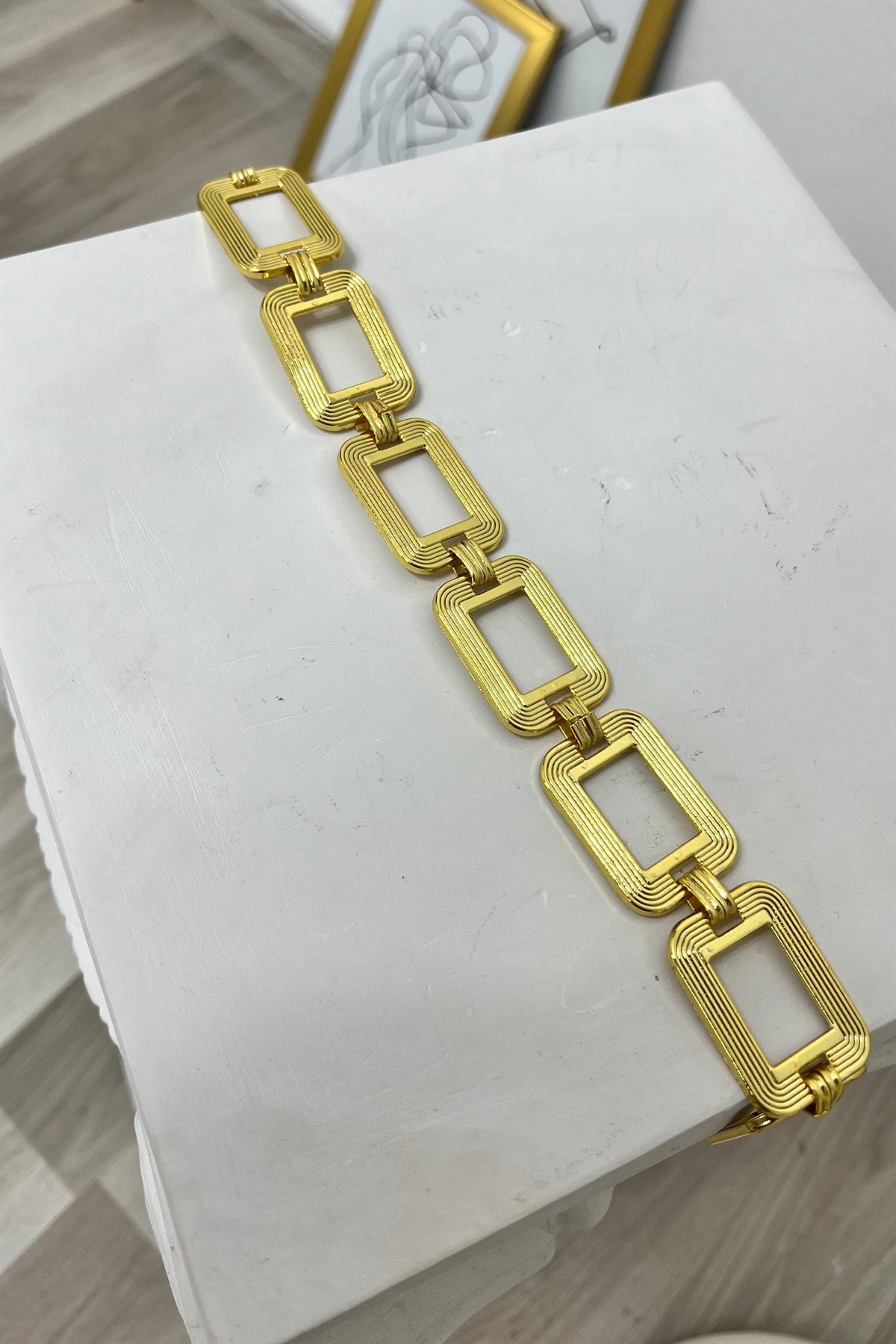 KARE MODEL ZİNCİRLİ KEMER/1574