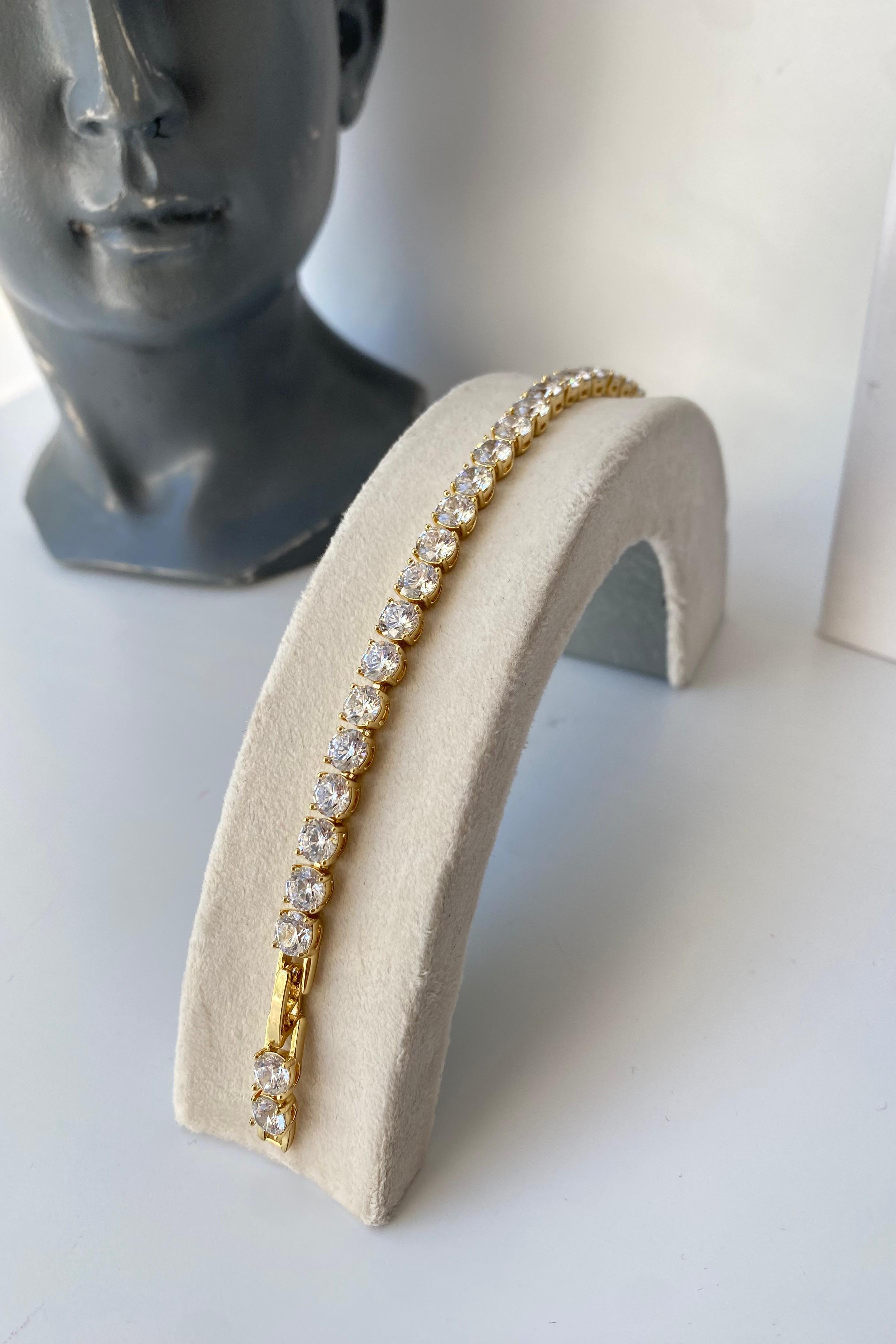 KARE TAŞLI SU YOLU BİLEZİK 4mm