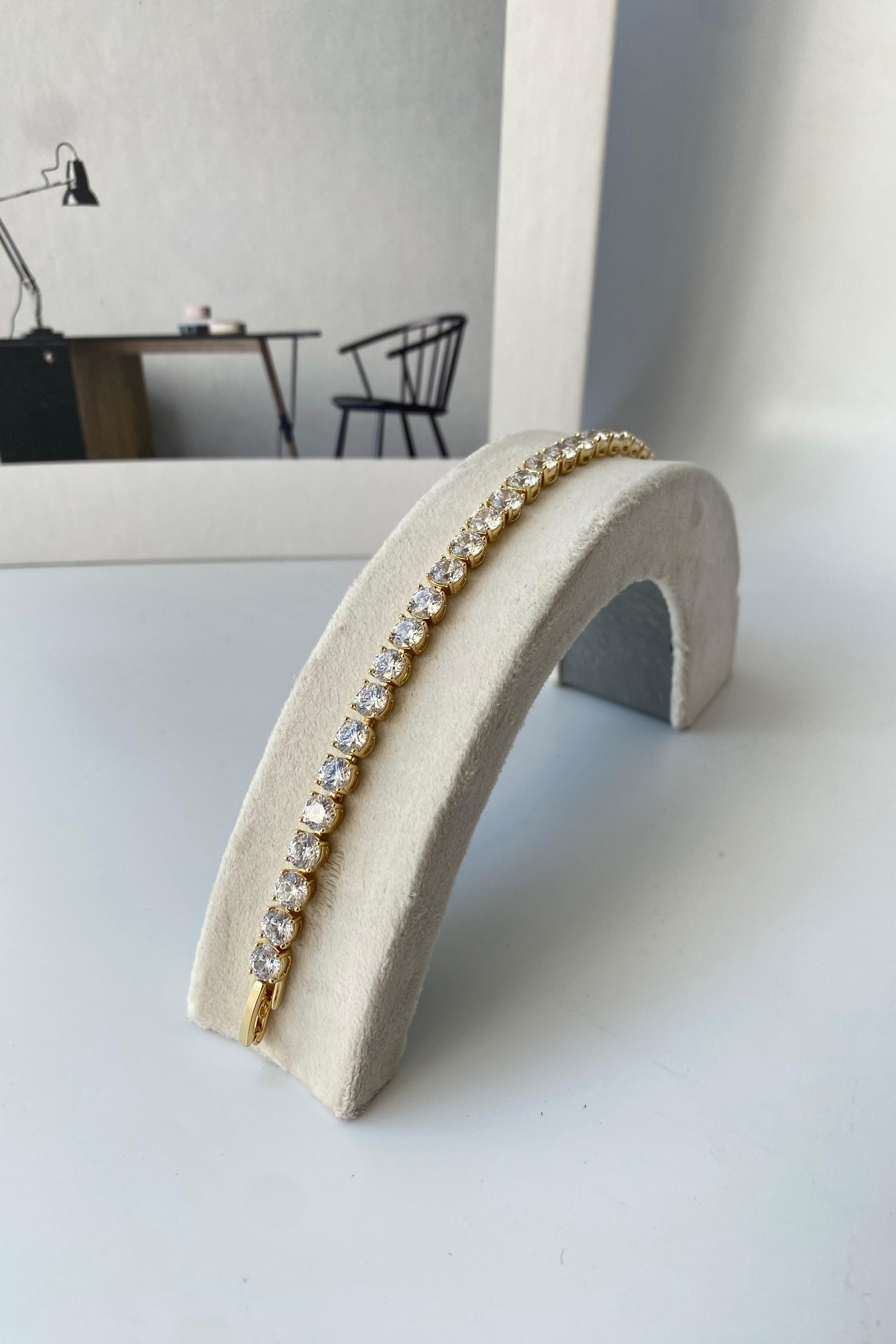 KARE TAŞLI SU YOLU BİLEZİK 4mm