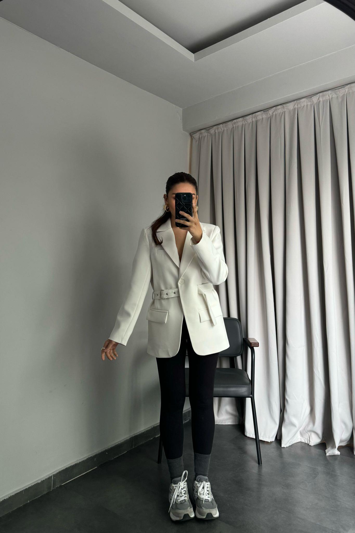 KENDİNDEN KEMERLİ BLAZER CEKET/9367