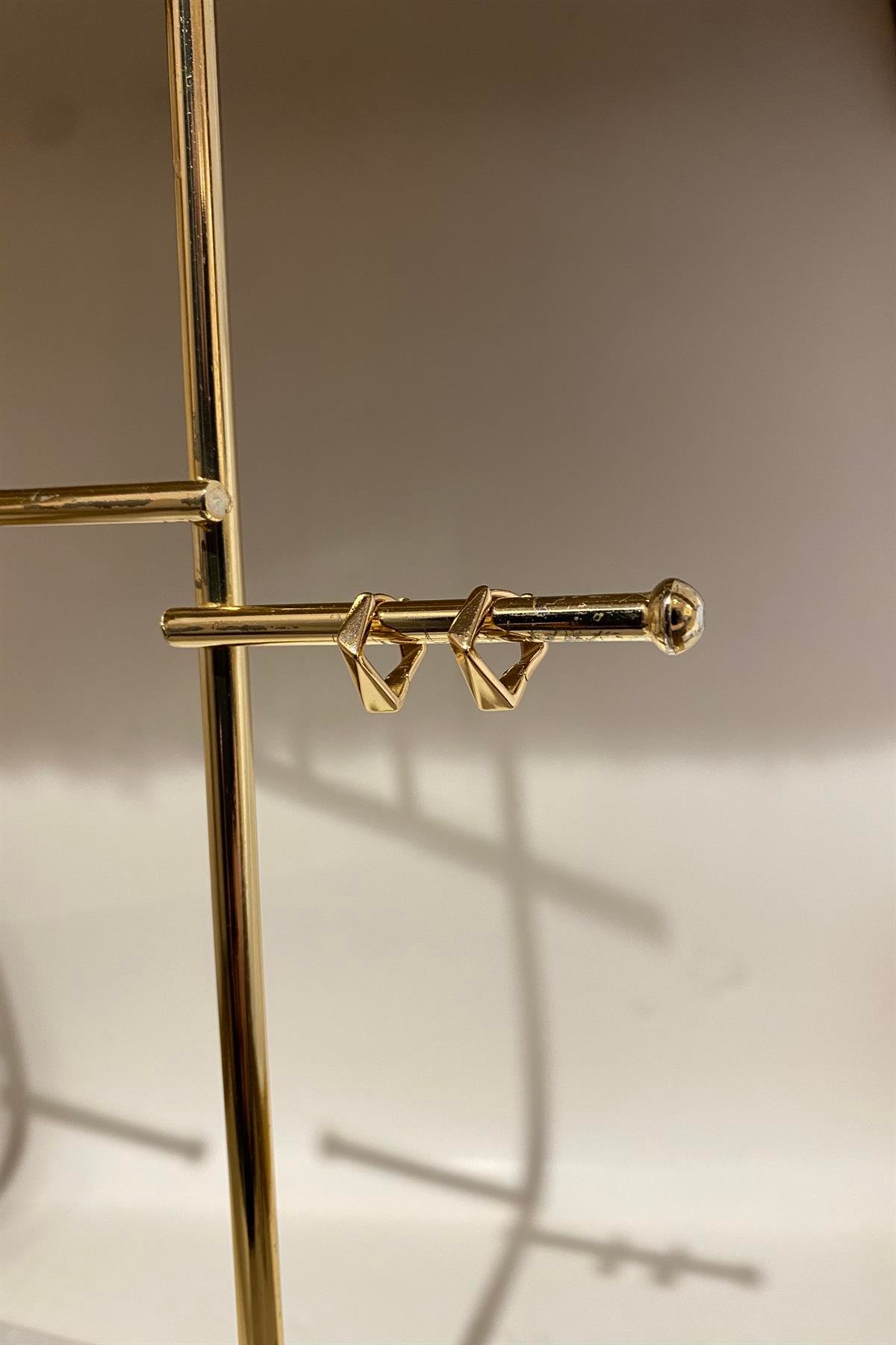 KESİMLİ KARO KÜPE 1.3cm