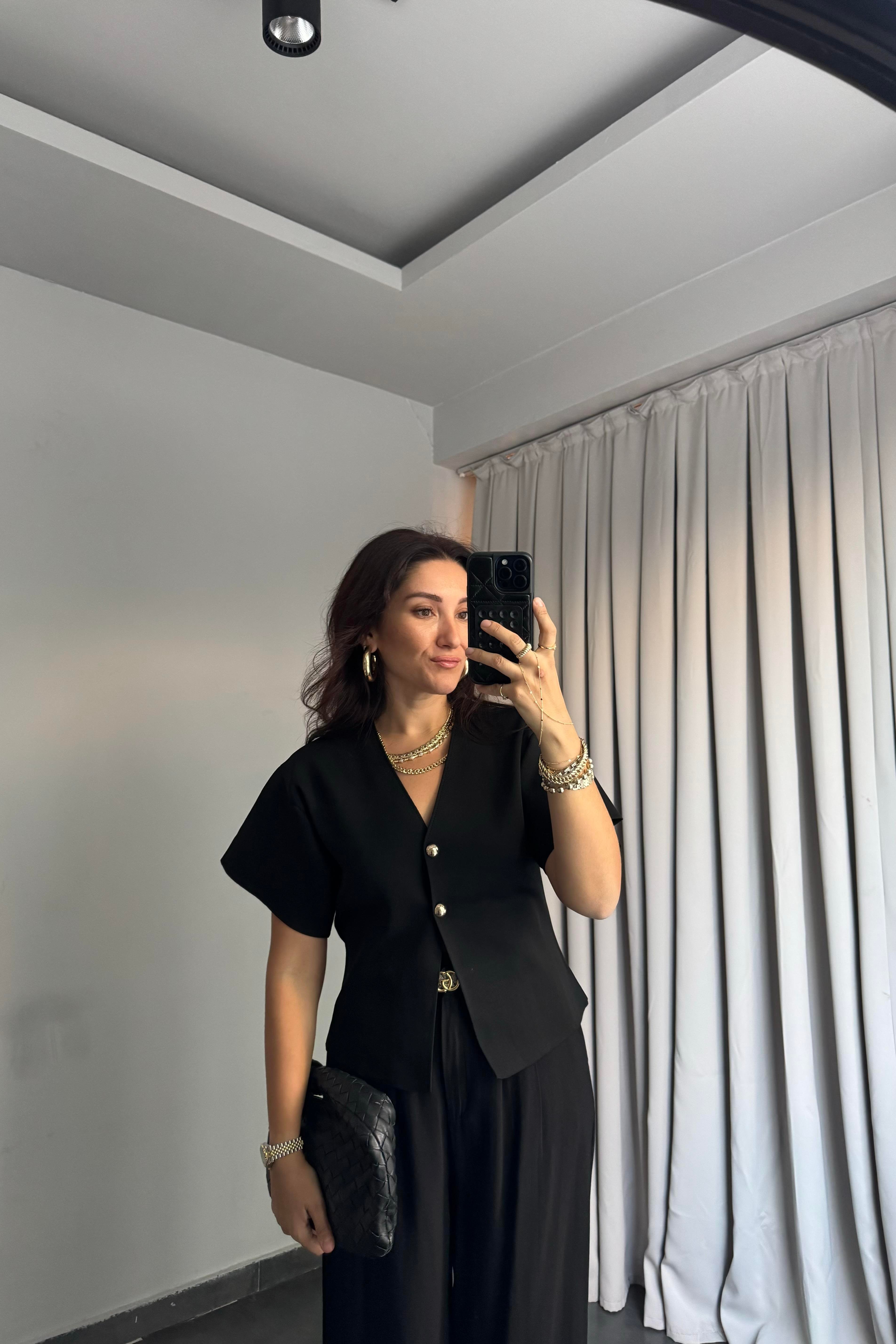 KISA KOL GOLD DÜĞMELİ TRİKO/4554