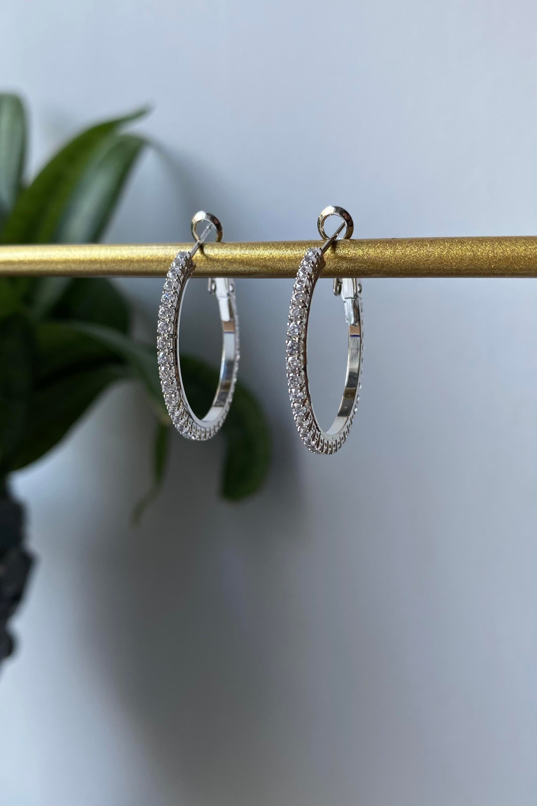 KLASİK TAŞLI HALKA KÜPE 3CM