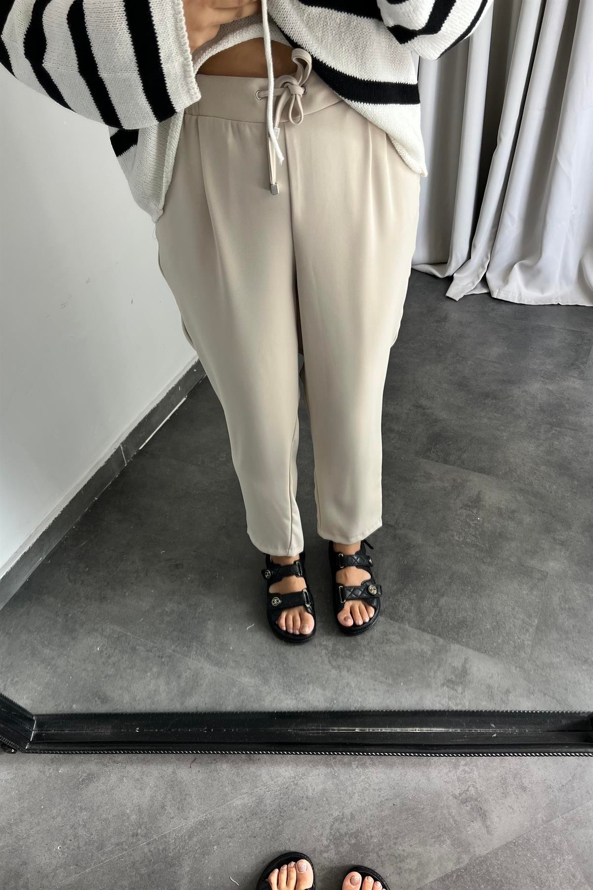 KREP BELİ İPLİ HAVUÇ PANTOLON