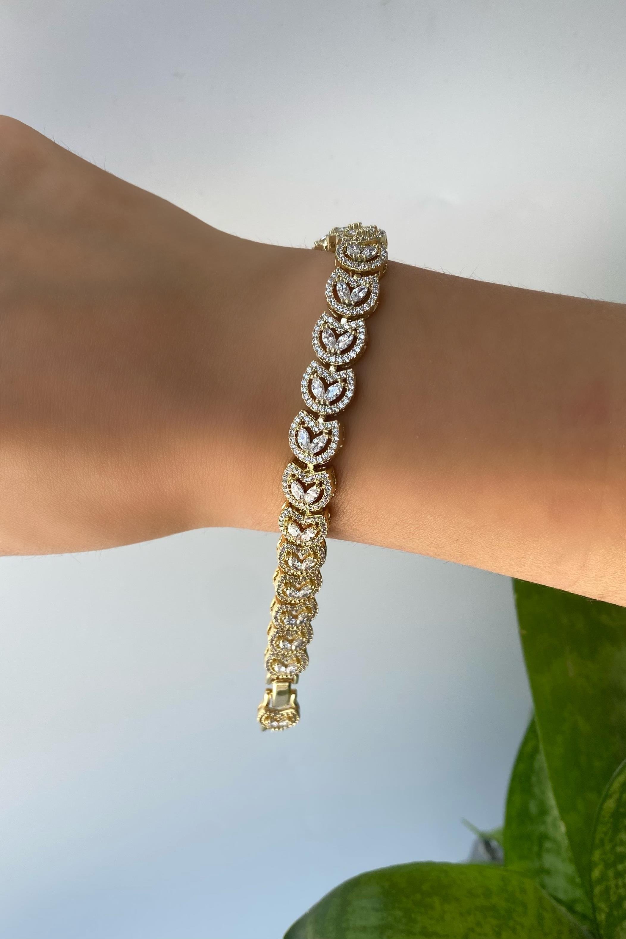 LALE MOTİFLİ TAŞLI BİLEZİK