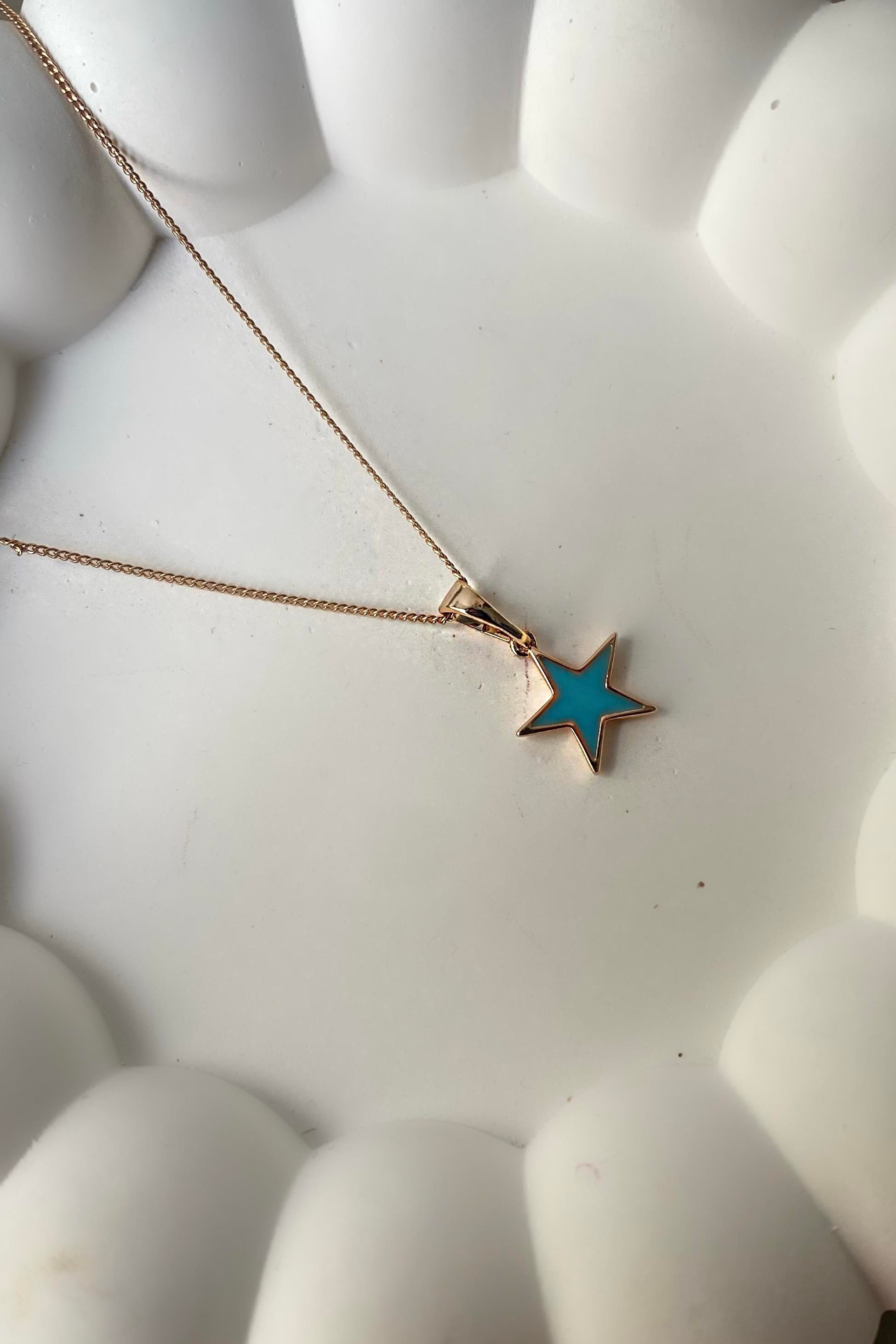 MAVİ YILDIZ UÇLU KOLYE