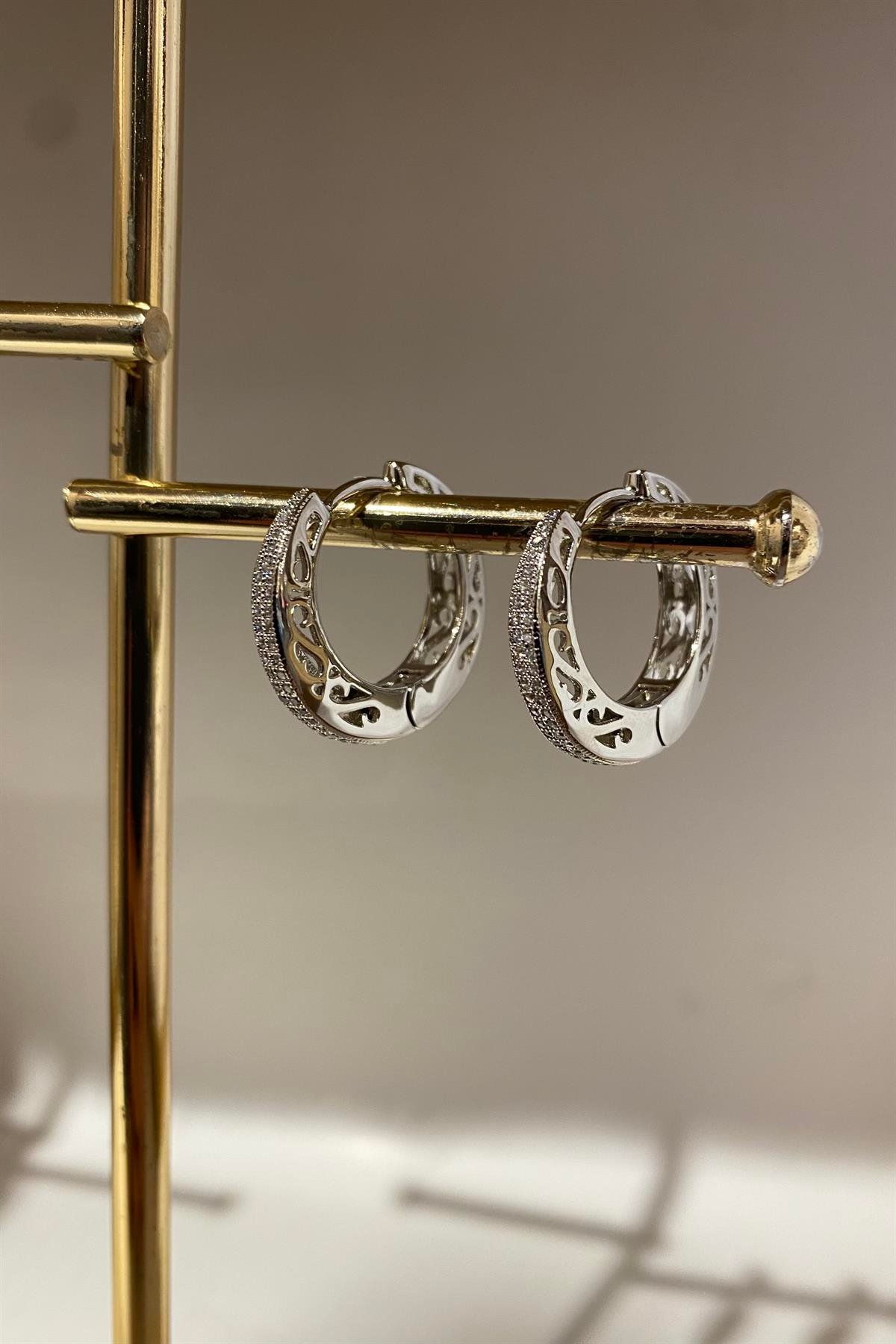 MOTİFLİ ZİRKON TAŞLI HALKA KÜPE 2,4cm