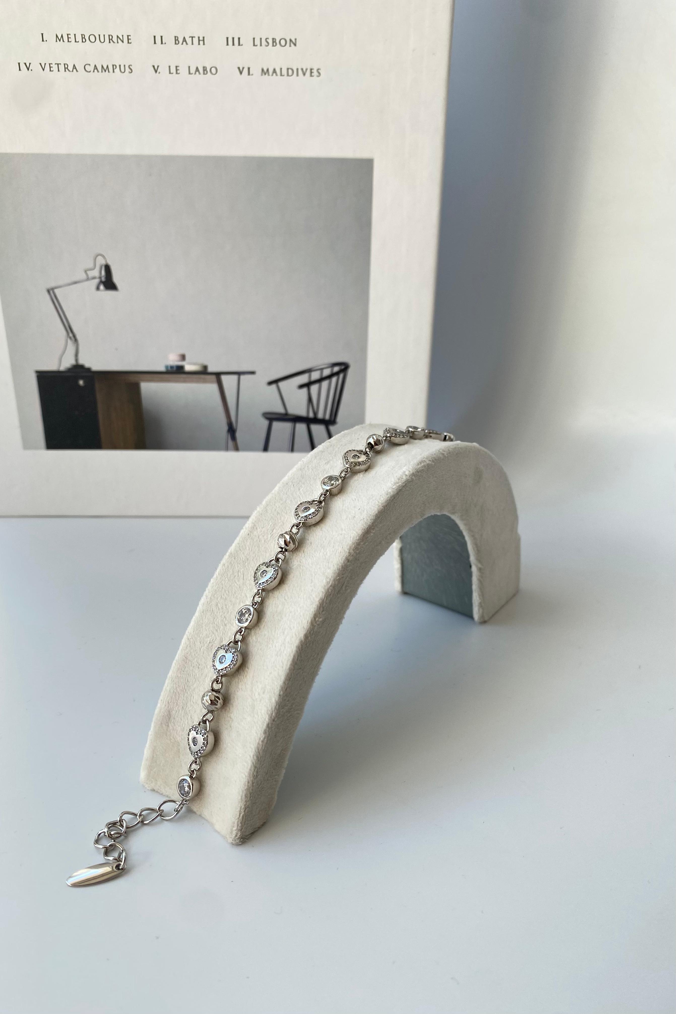 NOKTA TAŞLI KALP BİLEZİK