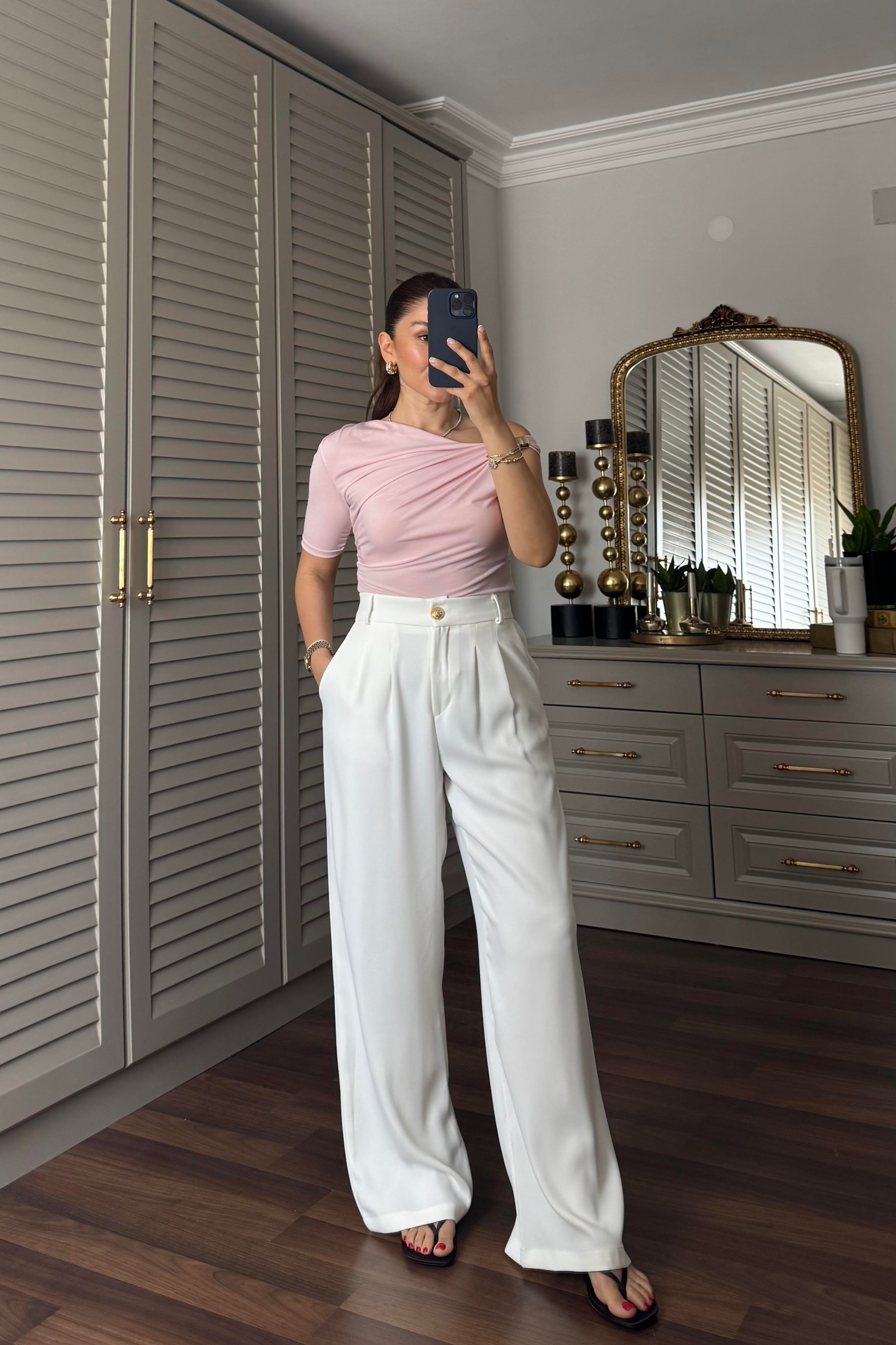 OMUZ TOKALI DRAPELİ BLUZ