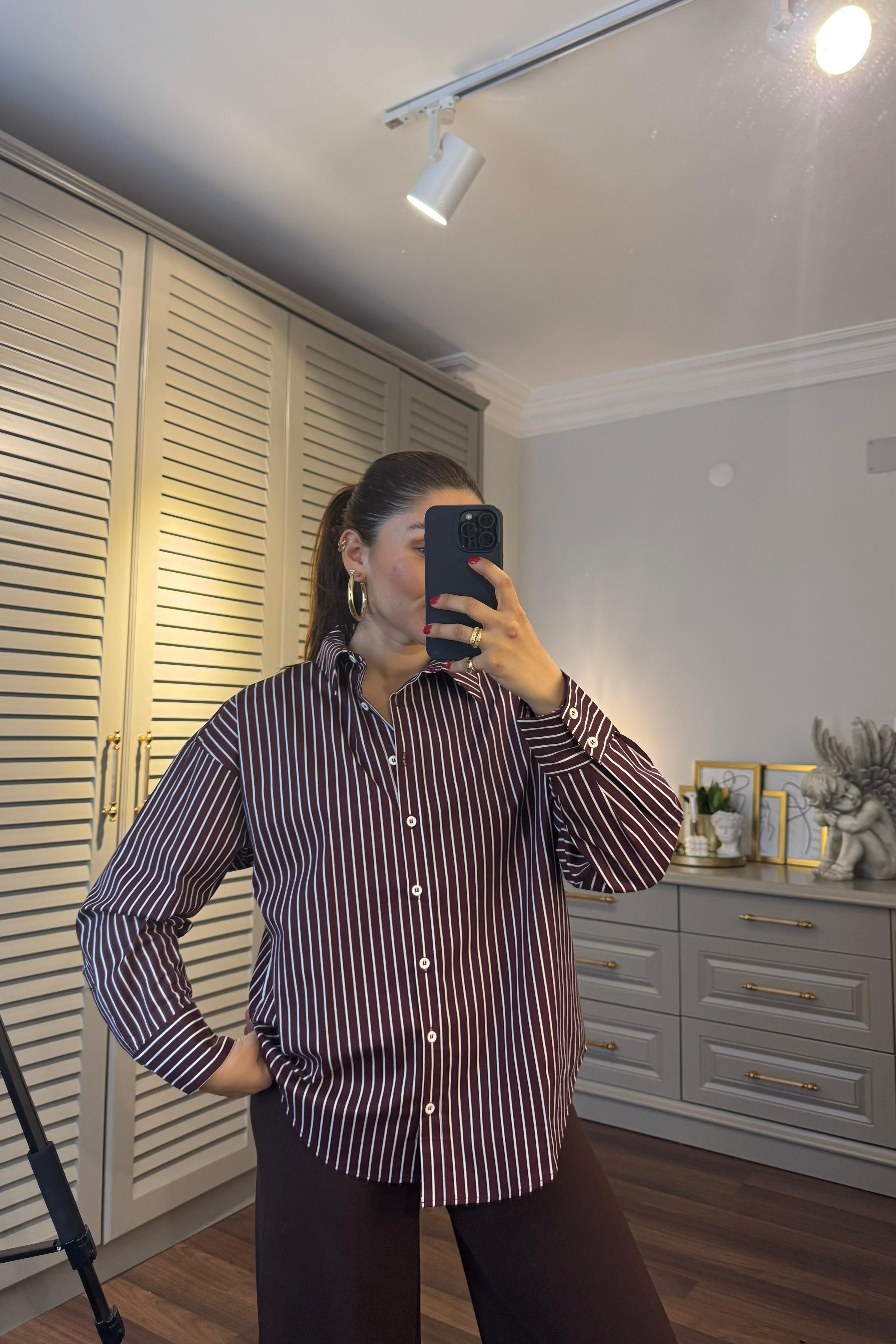 OVAL KESİM ÇİZGİLİ GÖMLEK/16489