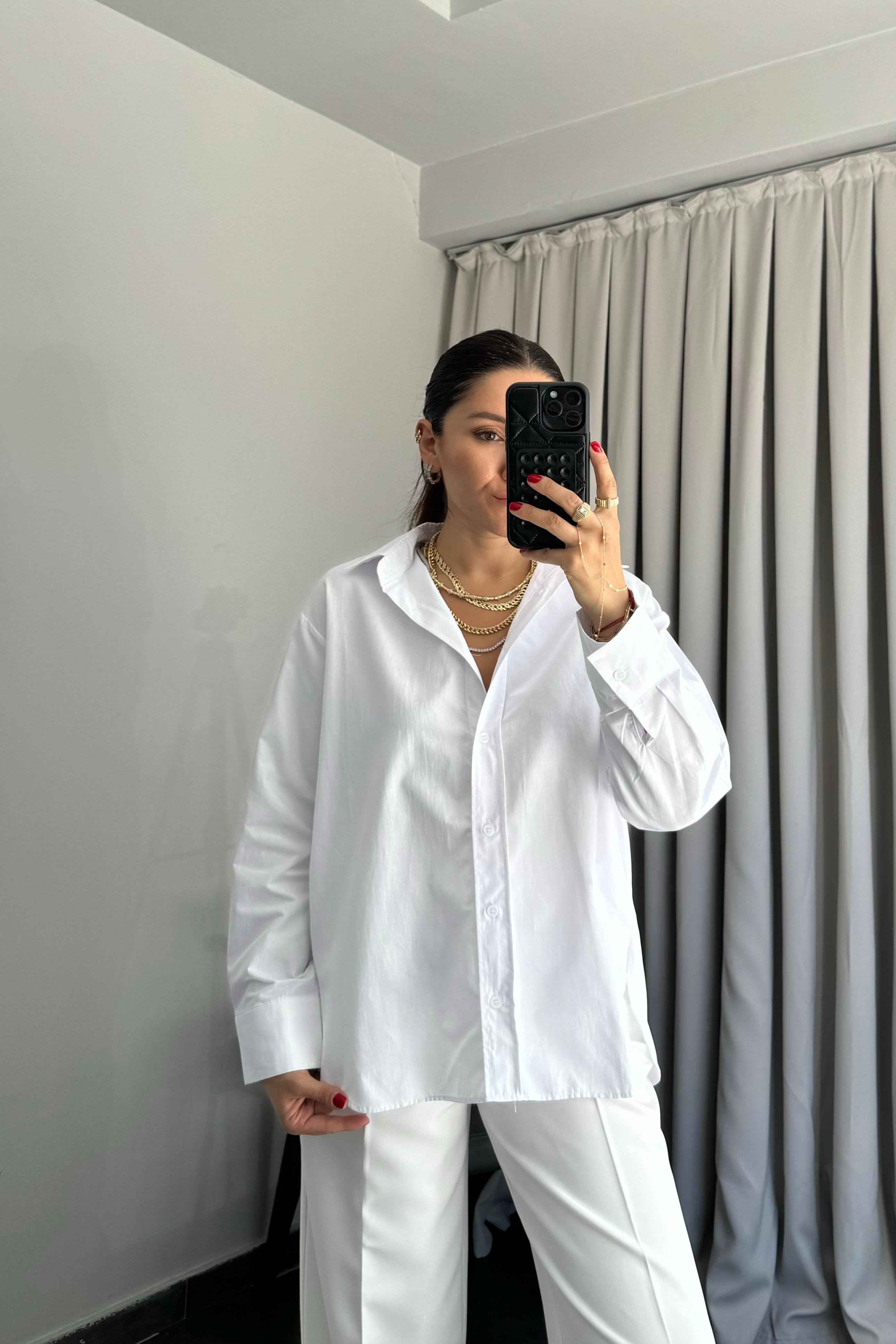 OVAL KESİM GÖMLEK/3005