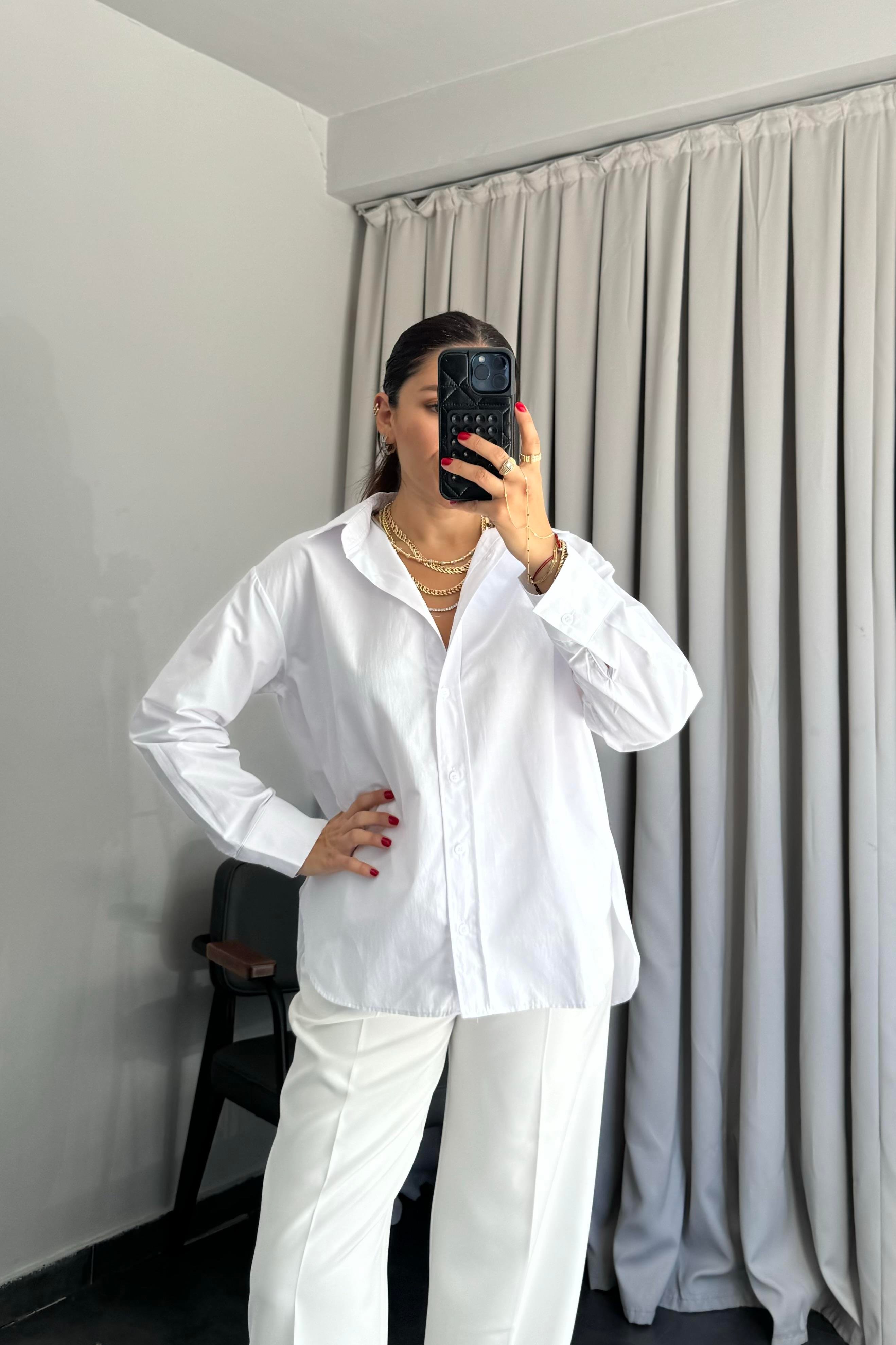 OVAL KESİM GÖMLEK/3005