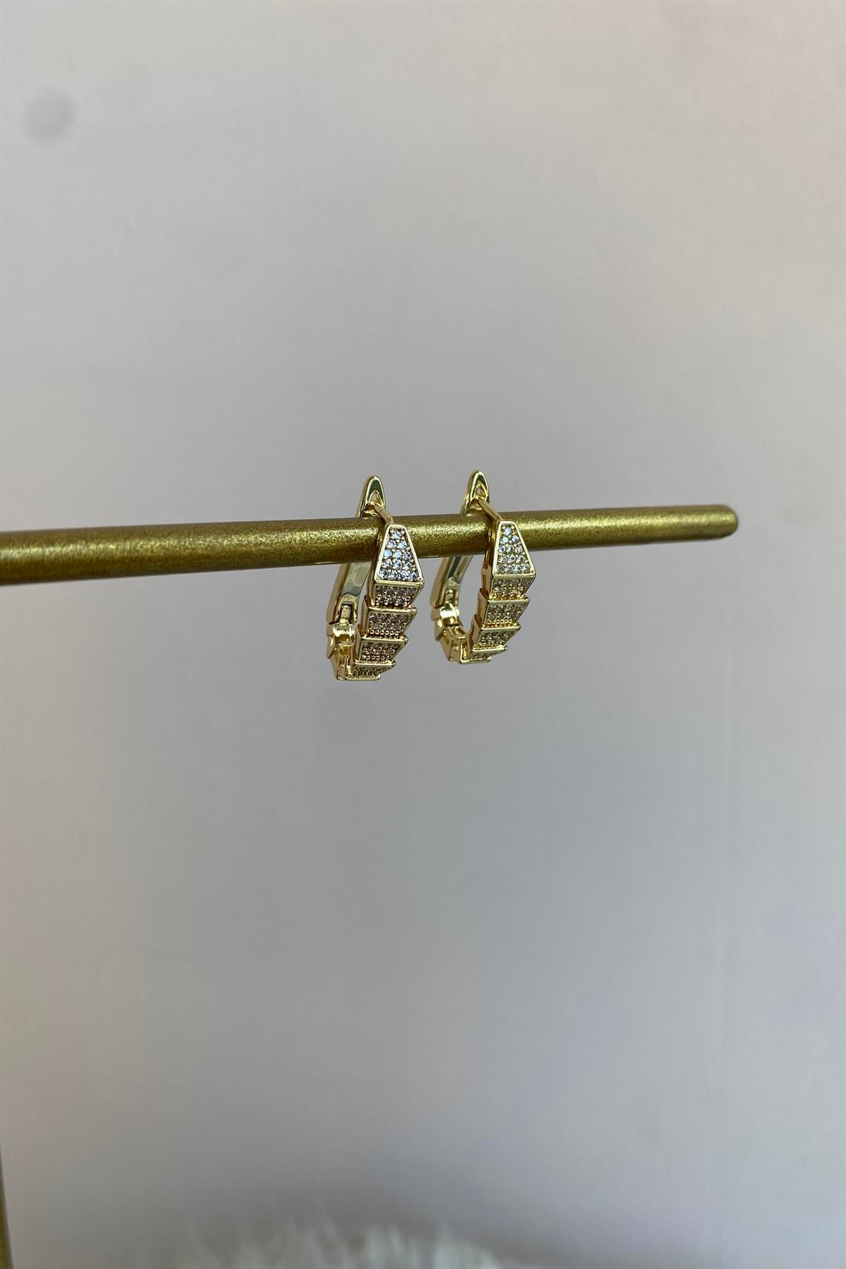 OVAL MODEL YILAN KÜPE