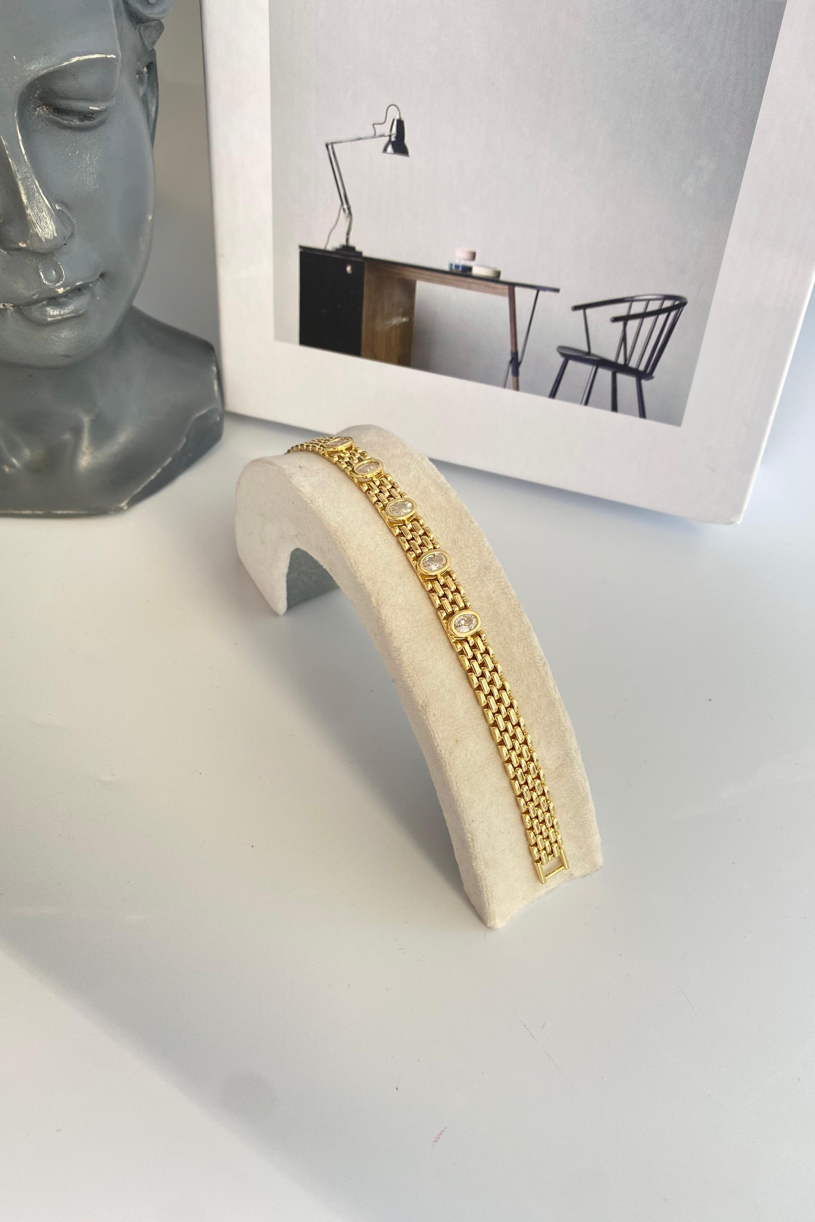 OVAL TAŞLI KORDON BİLEZİK