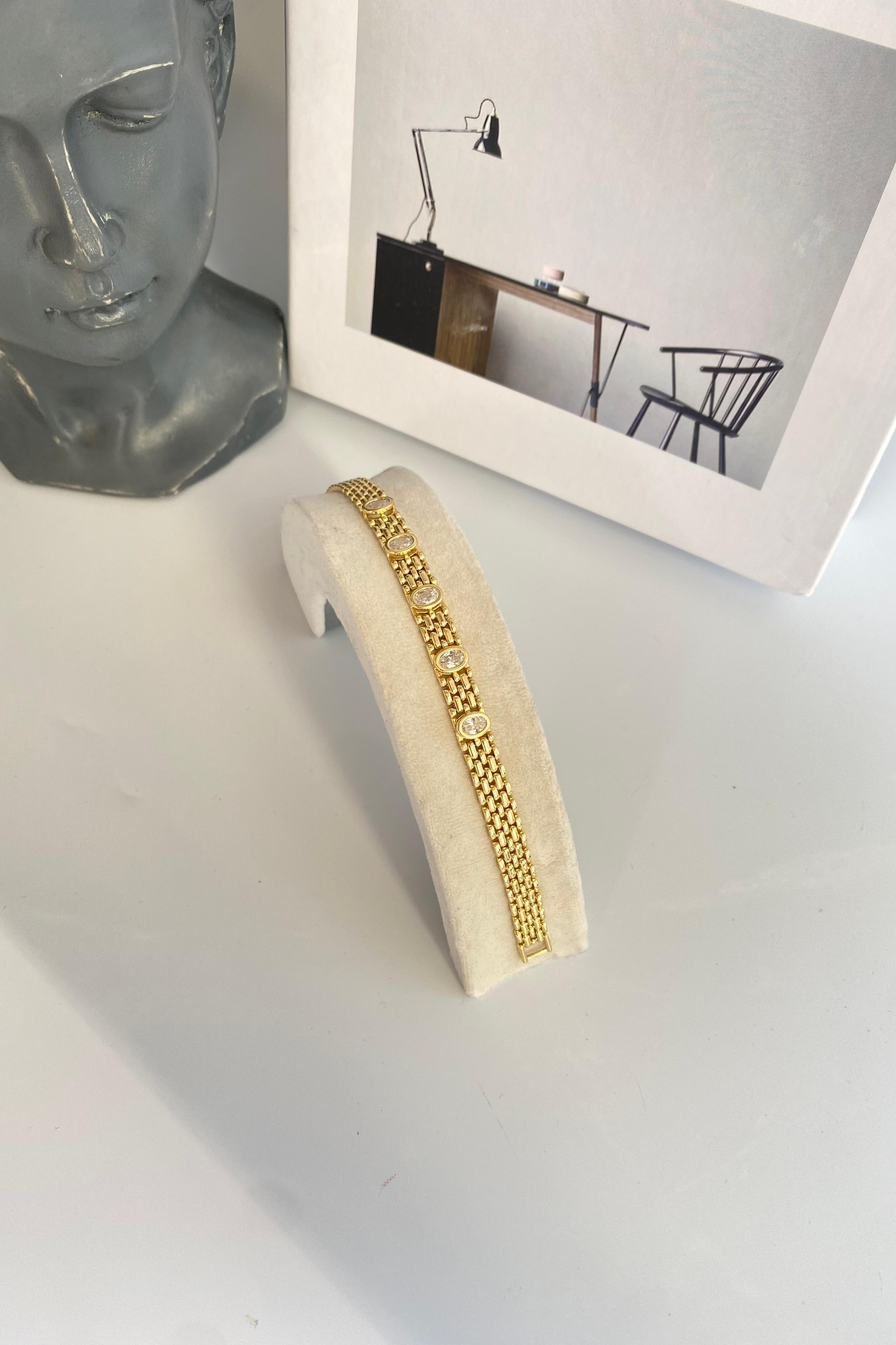 OVAL TAŞLI KORDON BİLEZİK