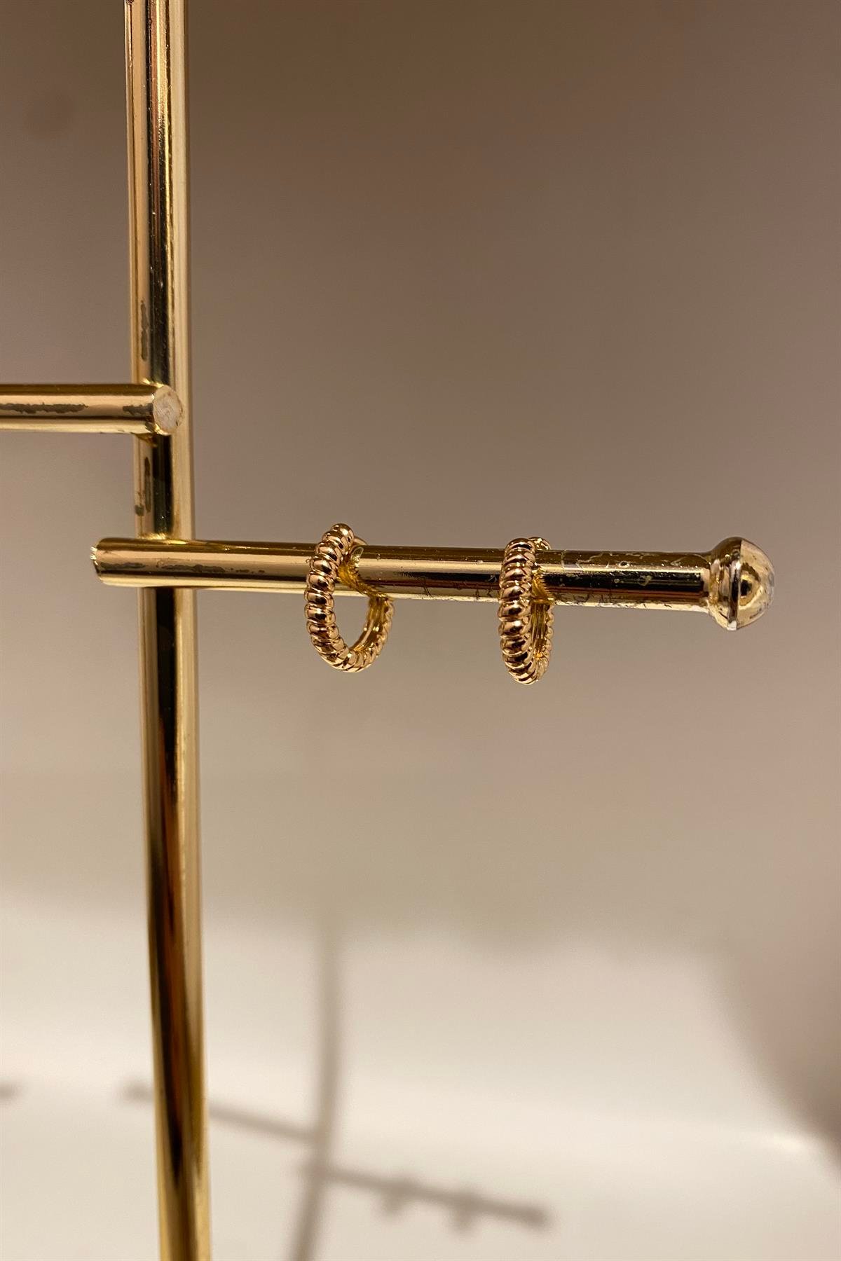 SARMALI HALKA KÜPE 1.2 cm