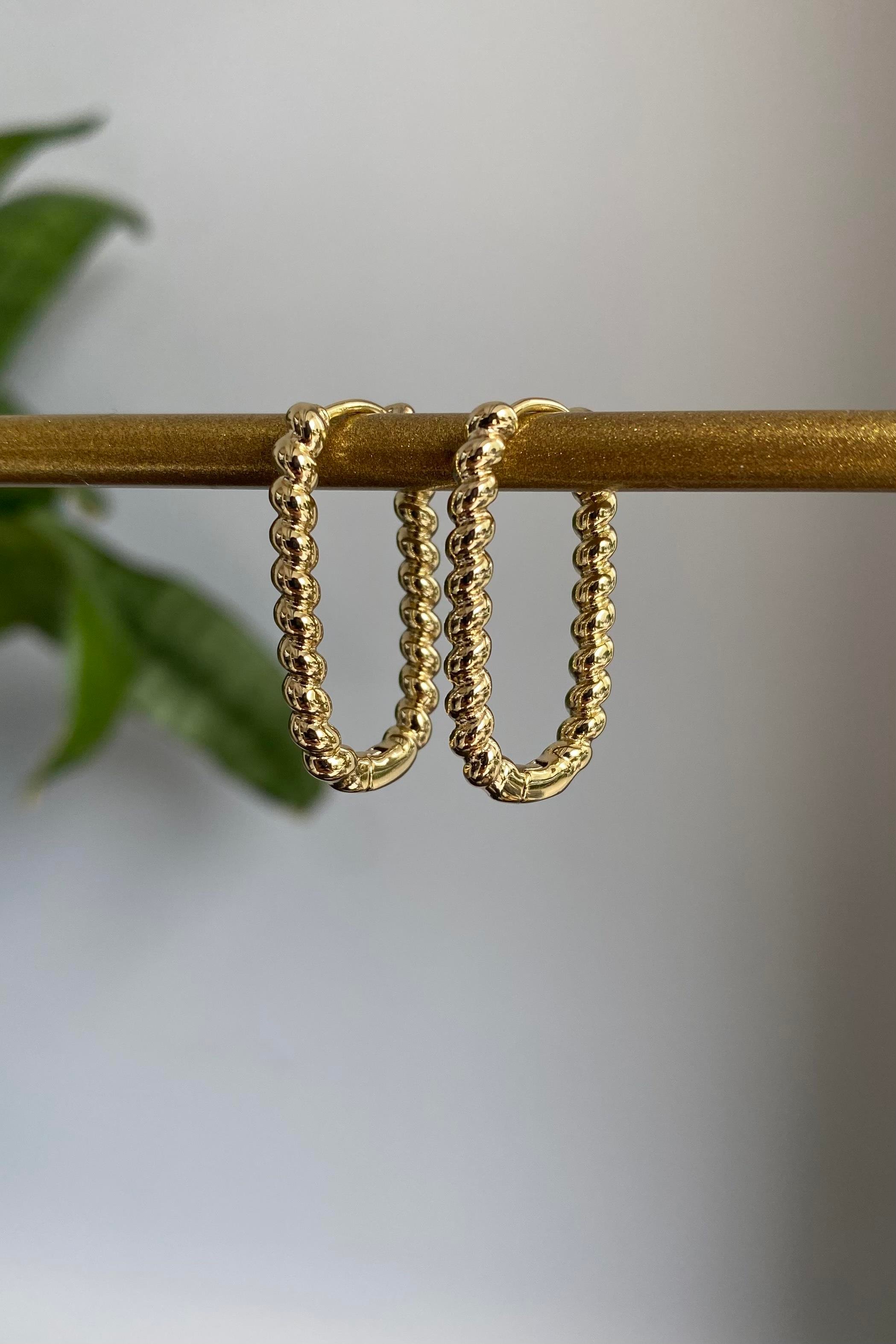 SARMALI OVAL HALKA KÜPE 2.5cm