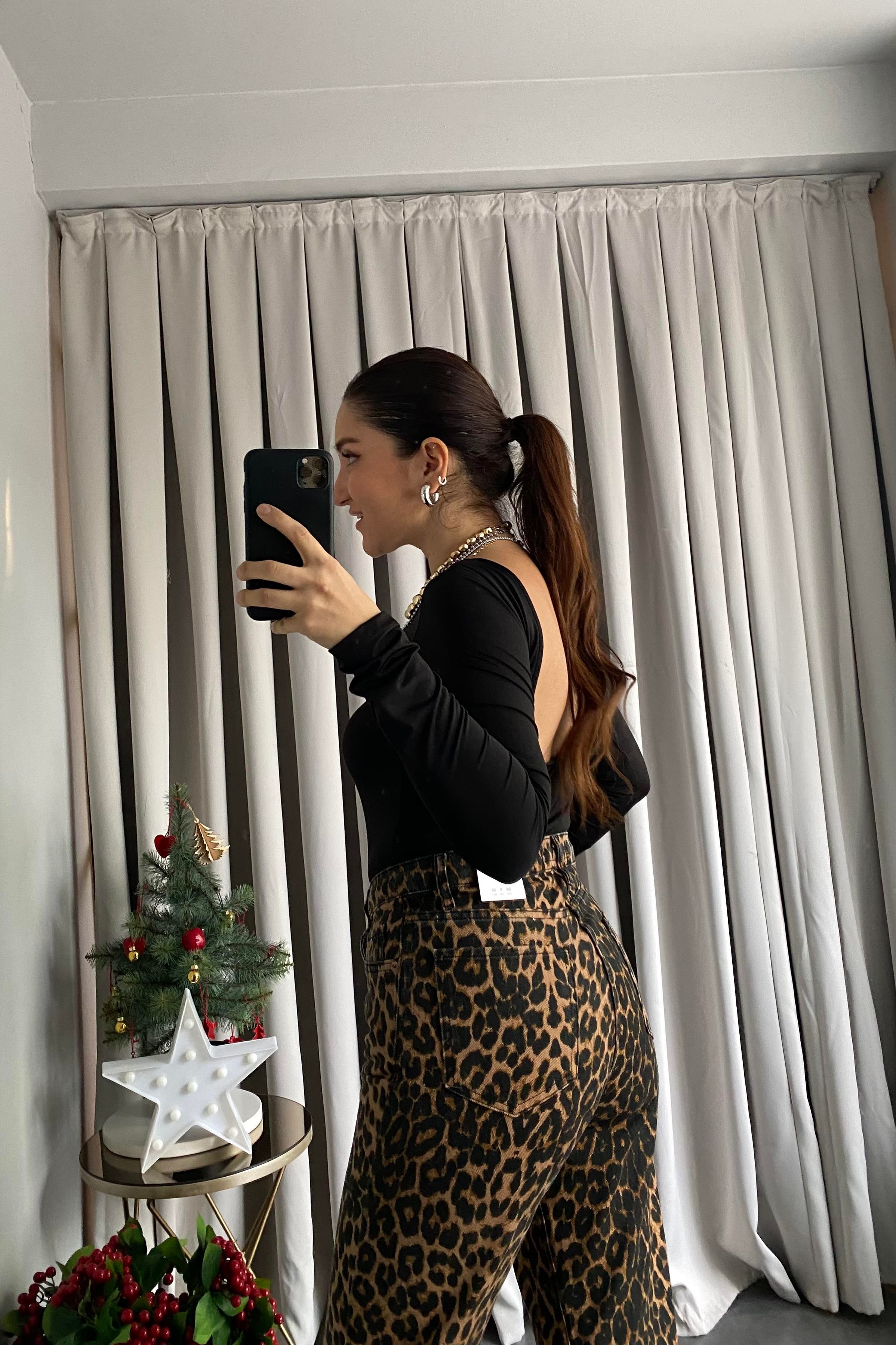 SIRT DEKOLTELİ BODY