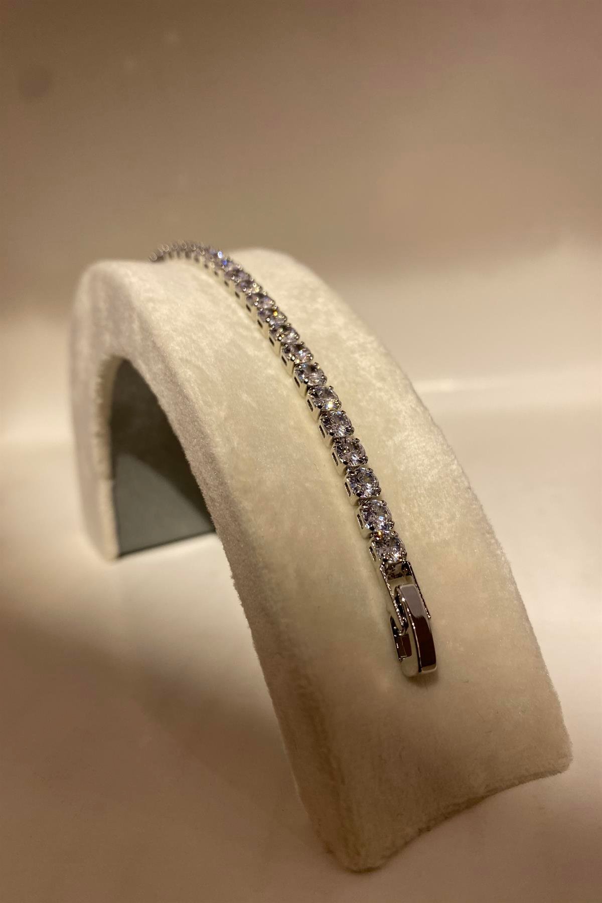 SU YOLU TAŞLI BİLEZİK 4mm
