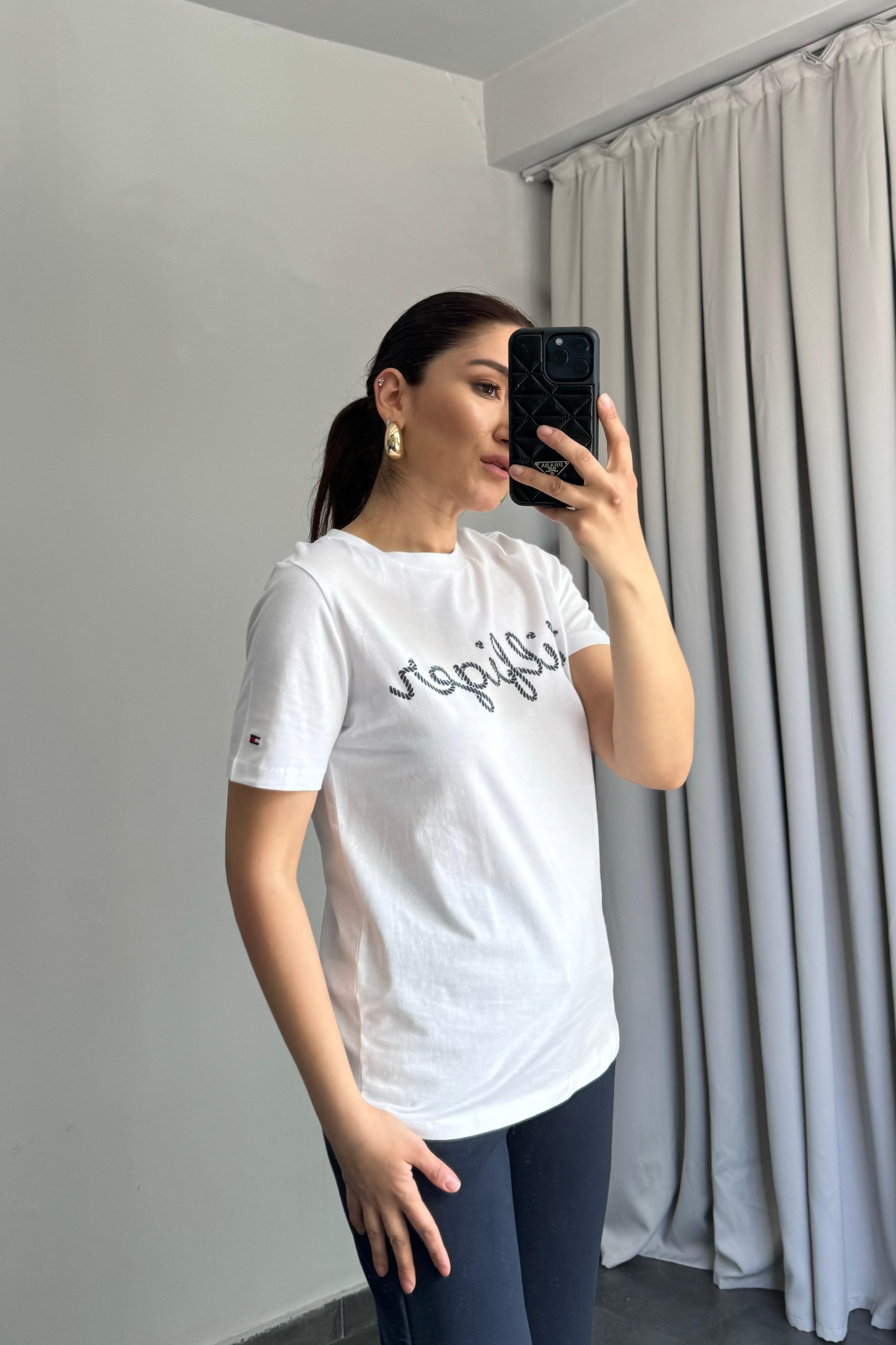 TH YAZILI BASIC T-SHIRT