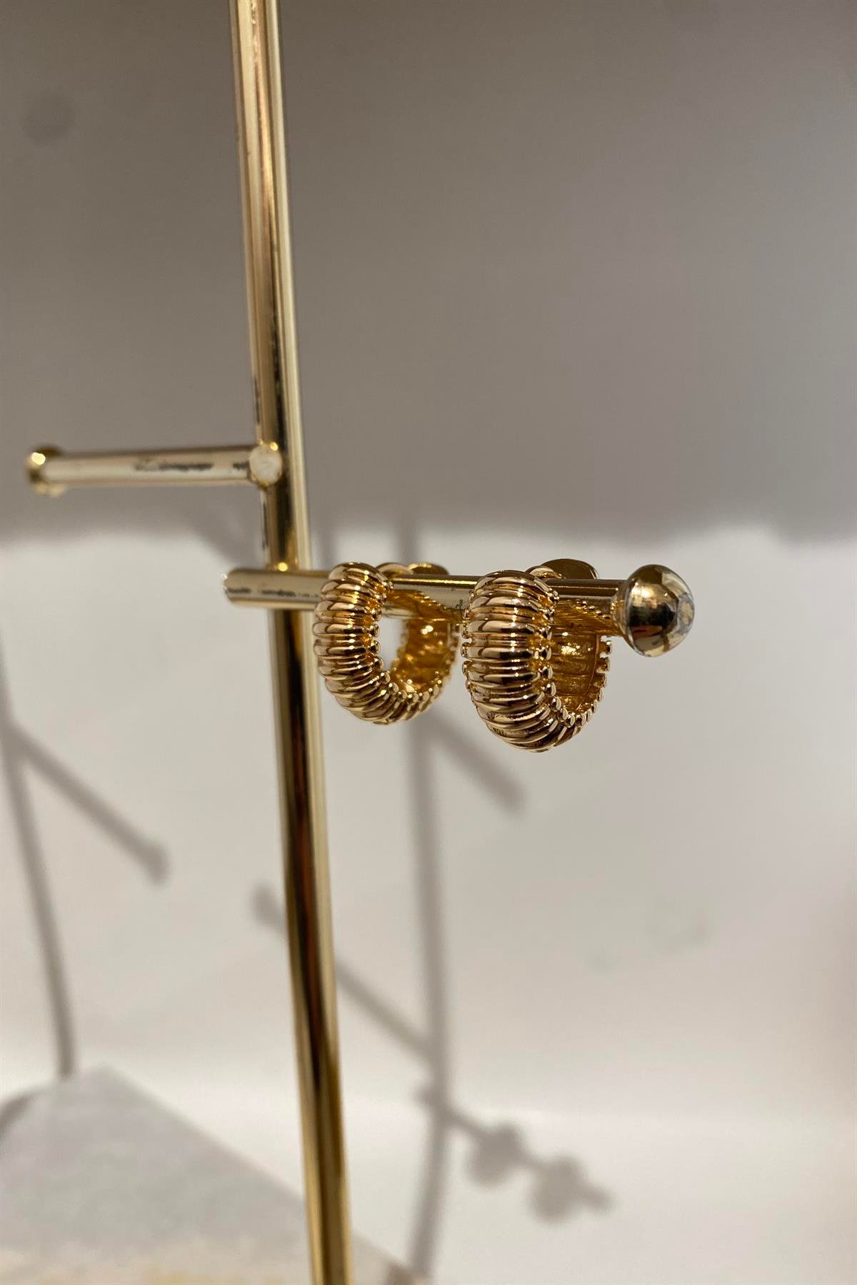 TOMBUL HALKA KÜPE 1,8cm