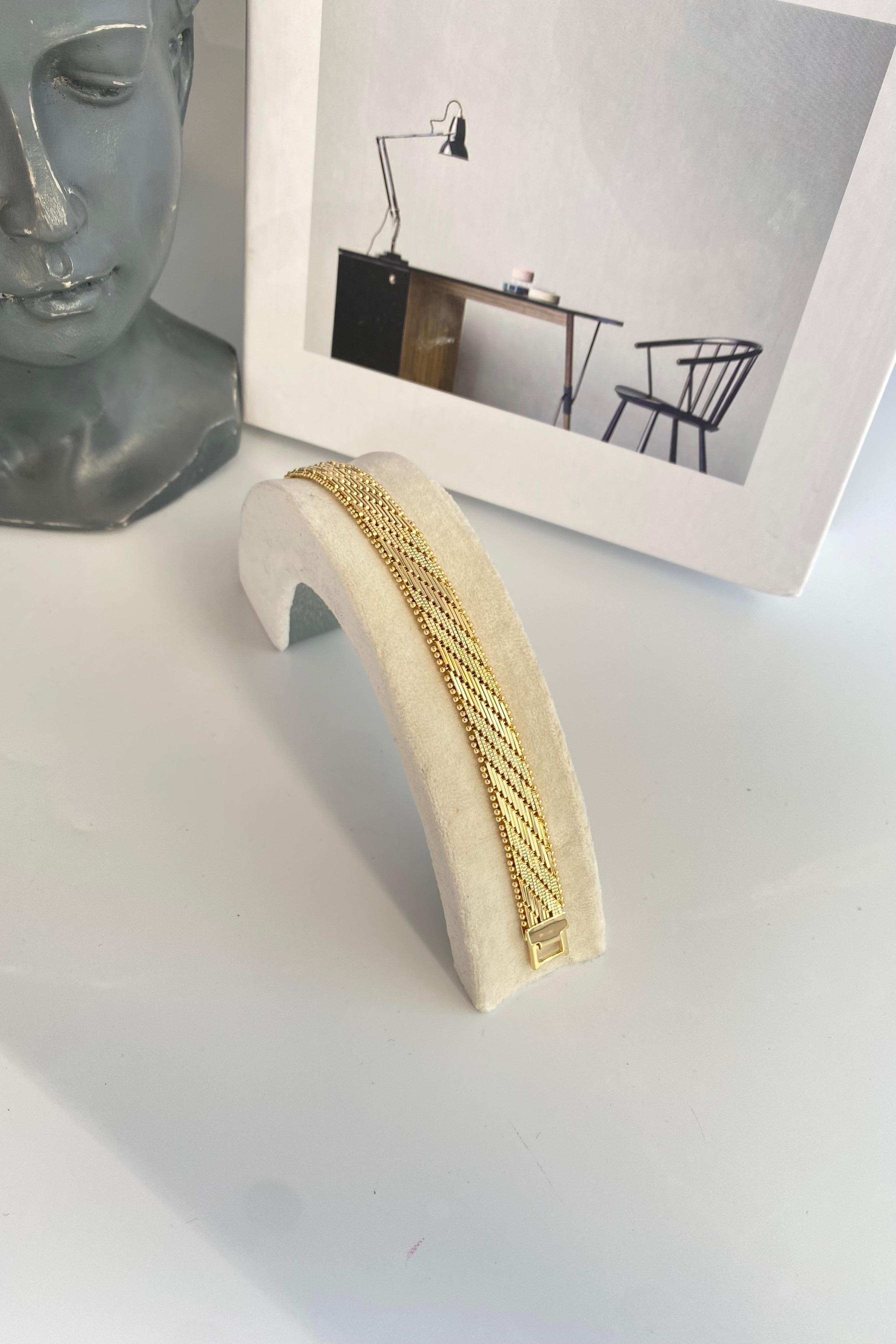 TOPÇUK ŞERİTLİ HASIR BİLEZİK