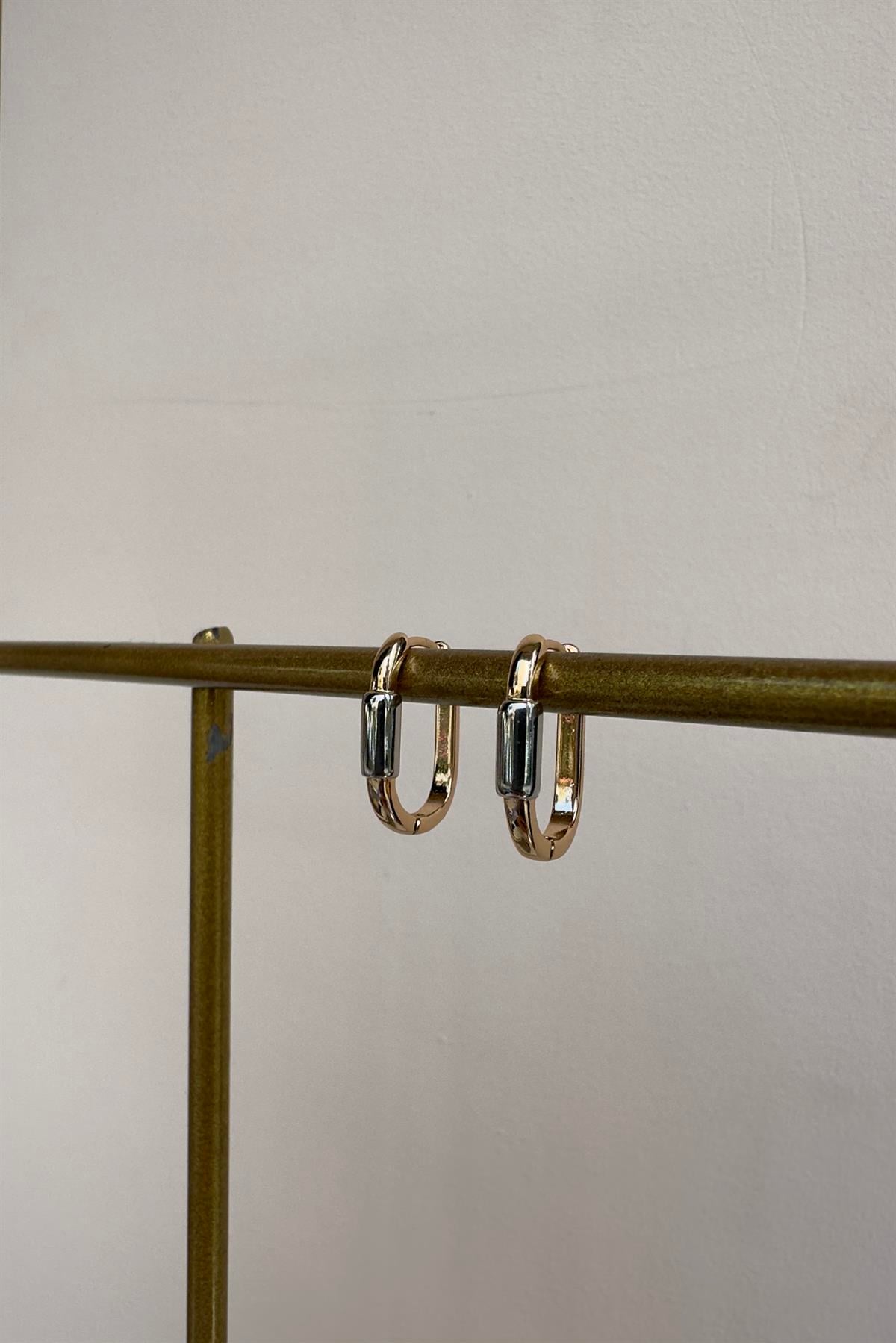 U MODEL ORTASI SİLİNDİRLİ KÜPE 2cm