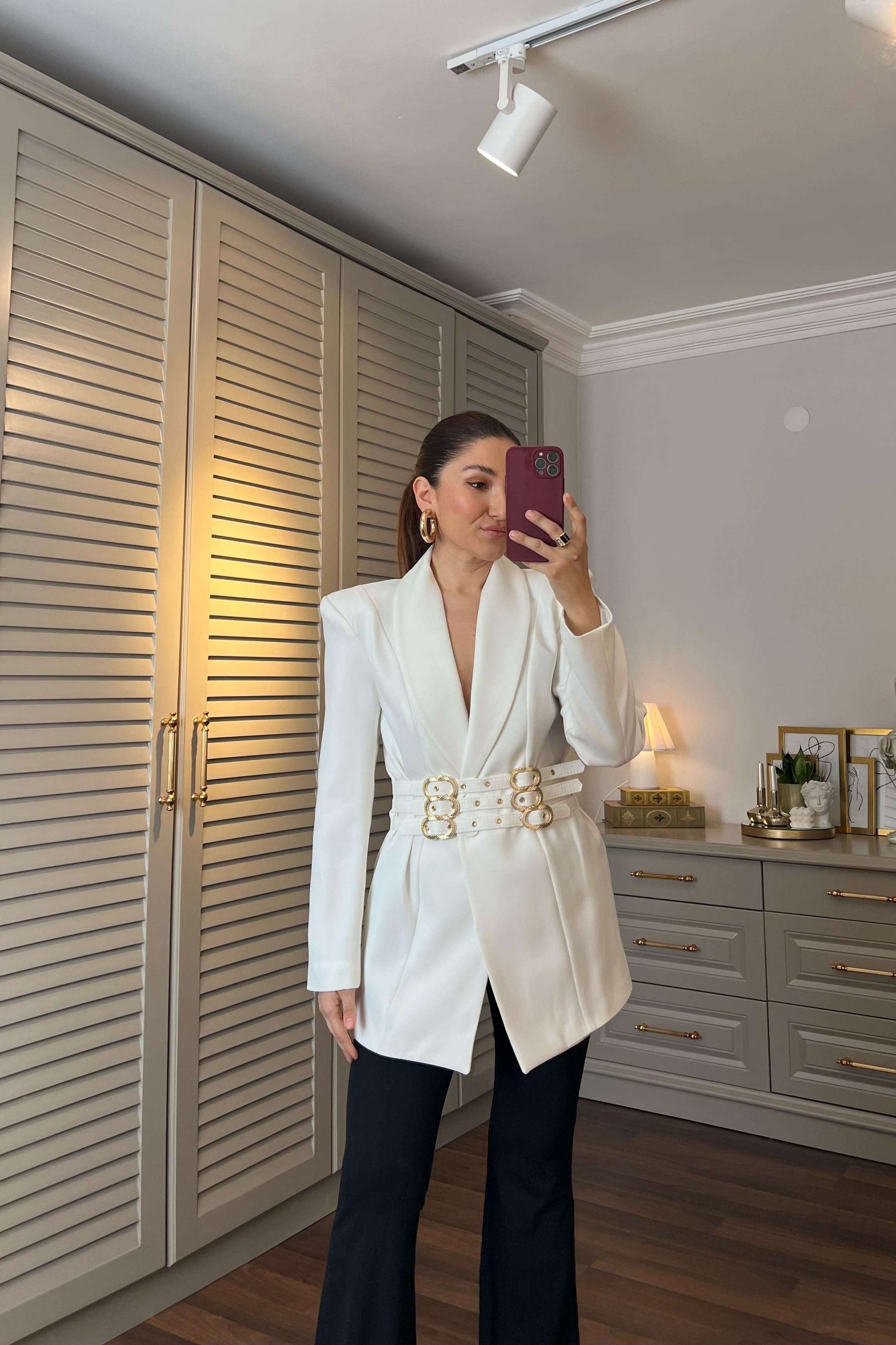 ÜÇ KEMERLİ BLAZER CEKER MD