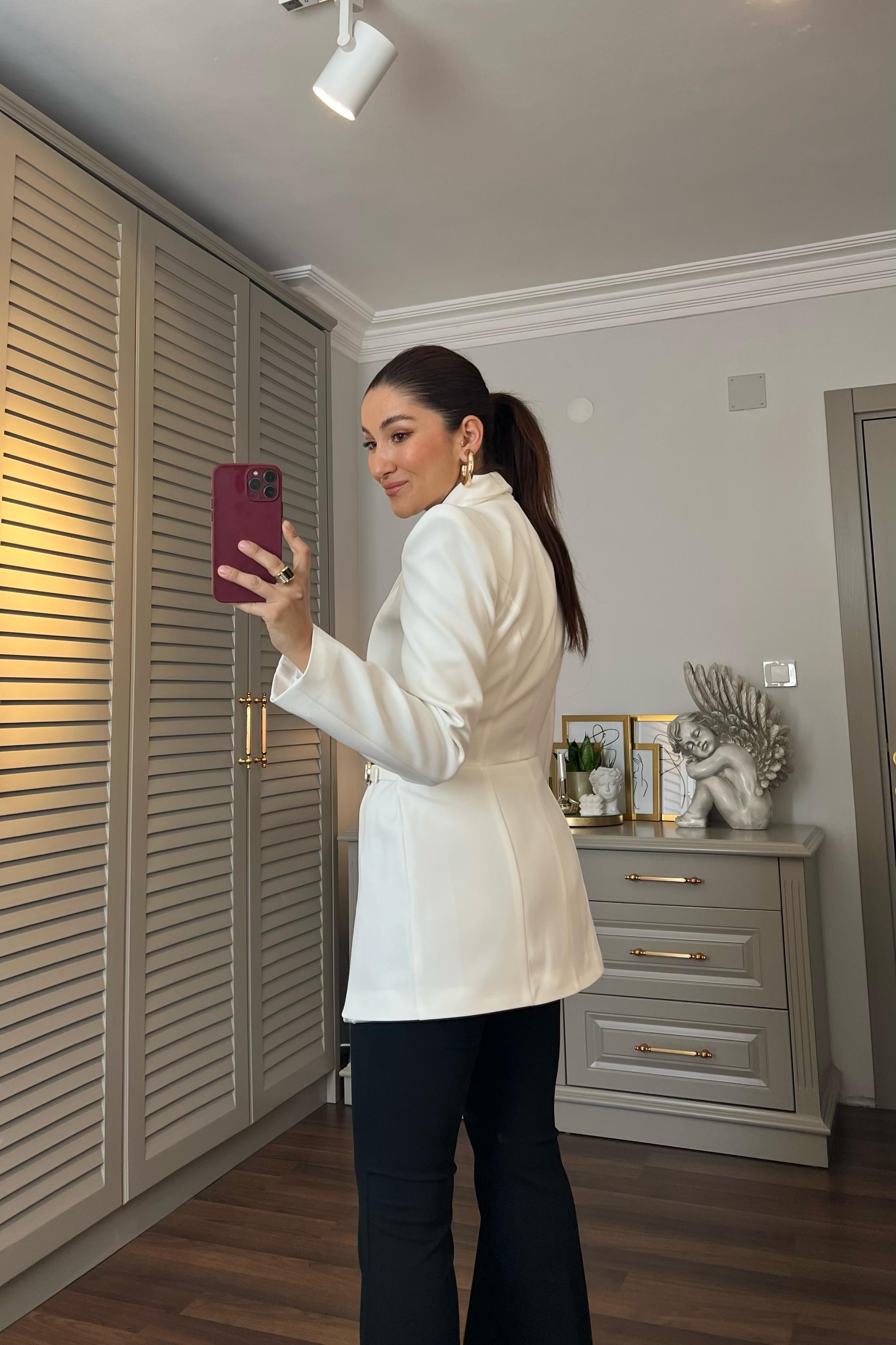 ÜÇ KEMERLİ BLAZER CEKER MD