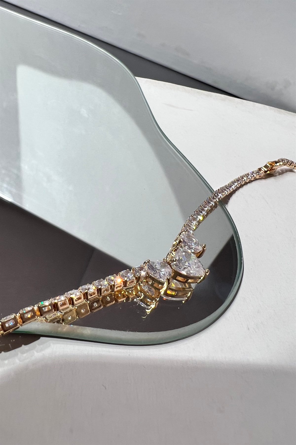 ÜÇLÜ KALP TAŞLI SU YOLU BİLEZİK