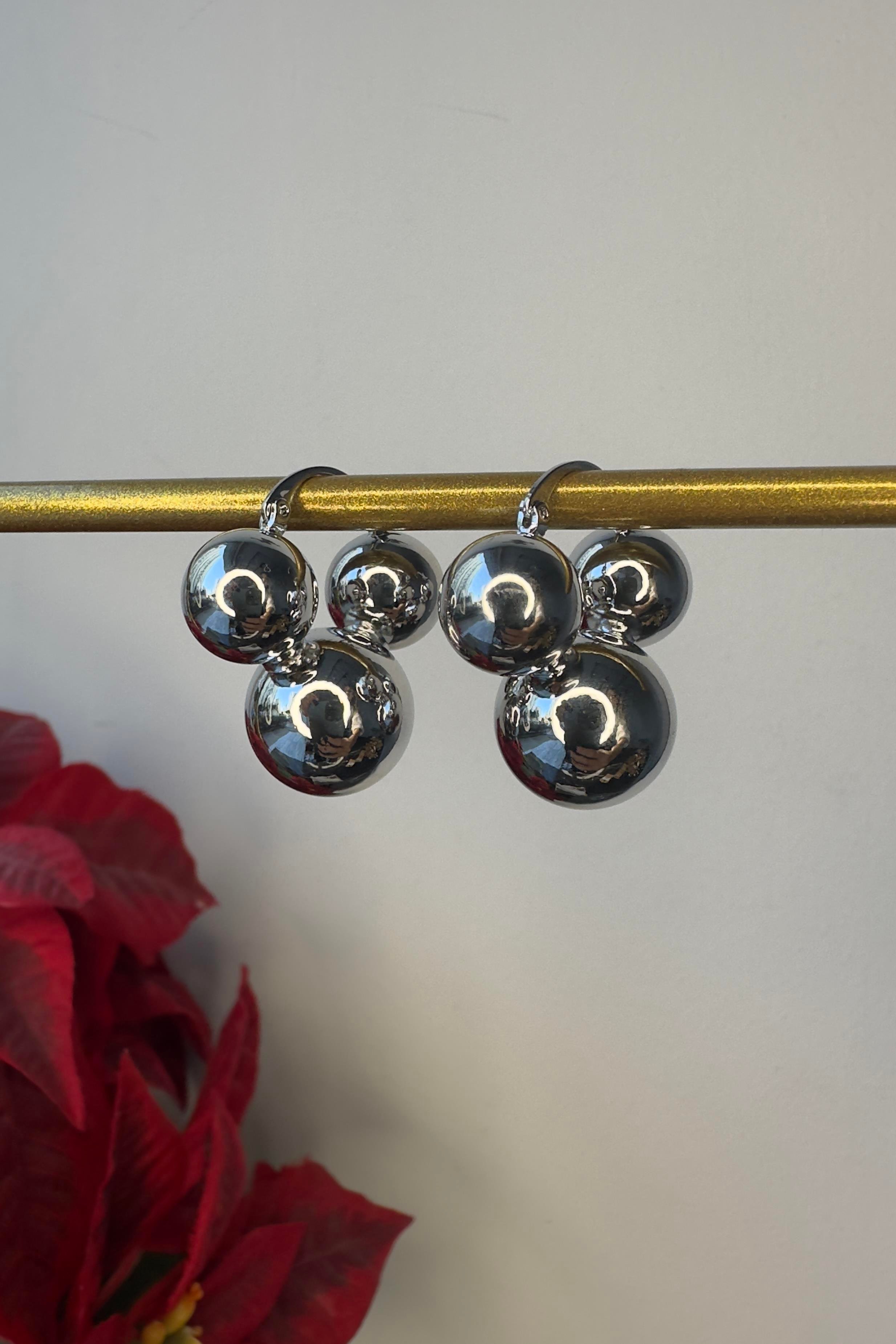 ÜÇLÜ TOPLU HALKA KÜPE