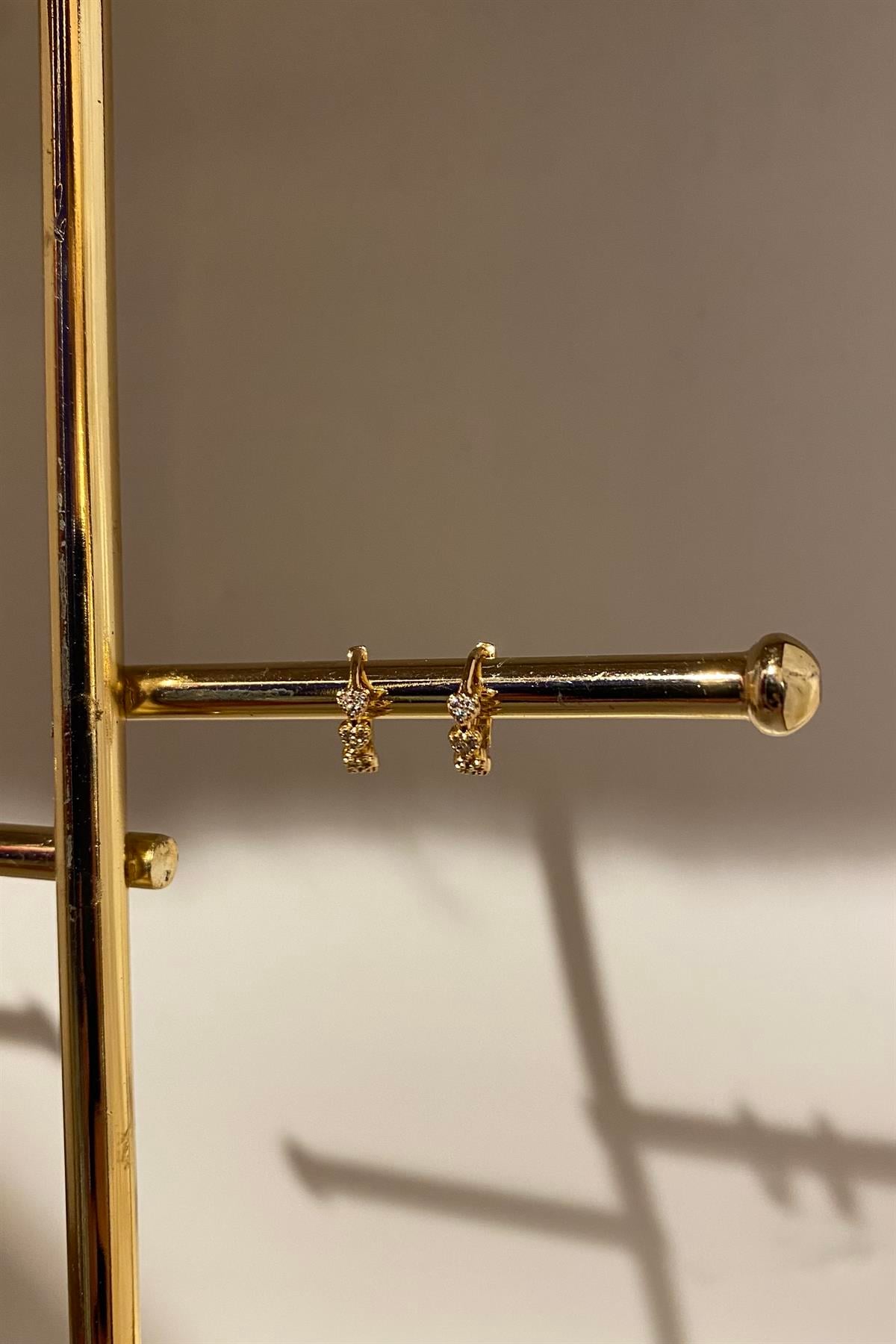 ÜZERİ TAŞLI KÜÇÜK KALPLİ HALKA KÜPE 1cm