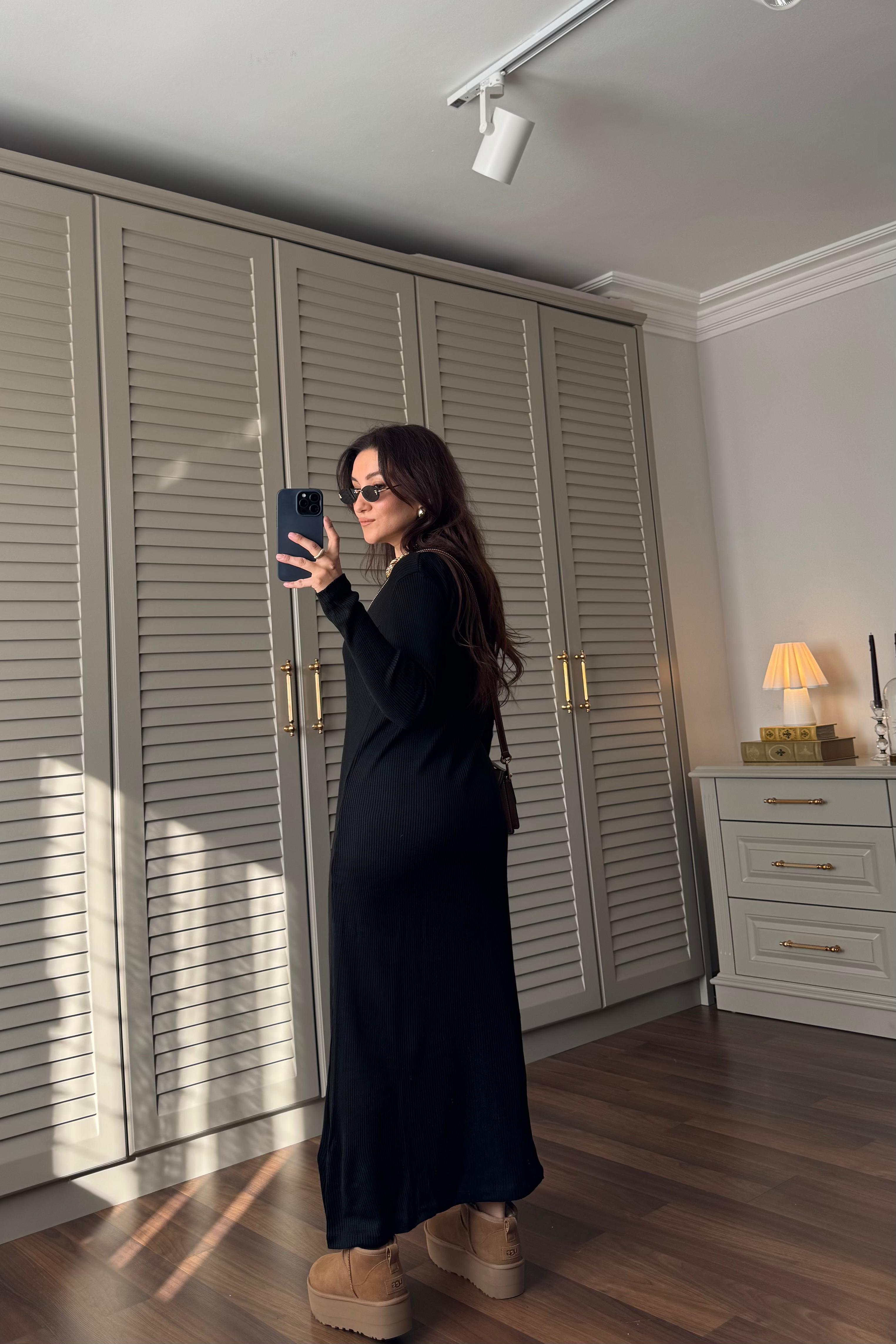 V YAKA DÜĞMELİ TRİKO ELBİSE/256048