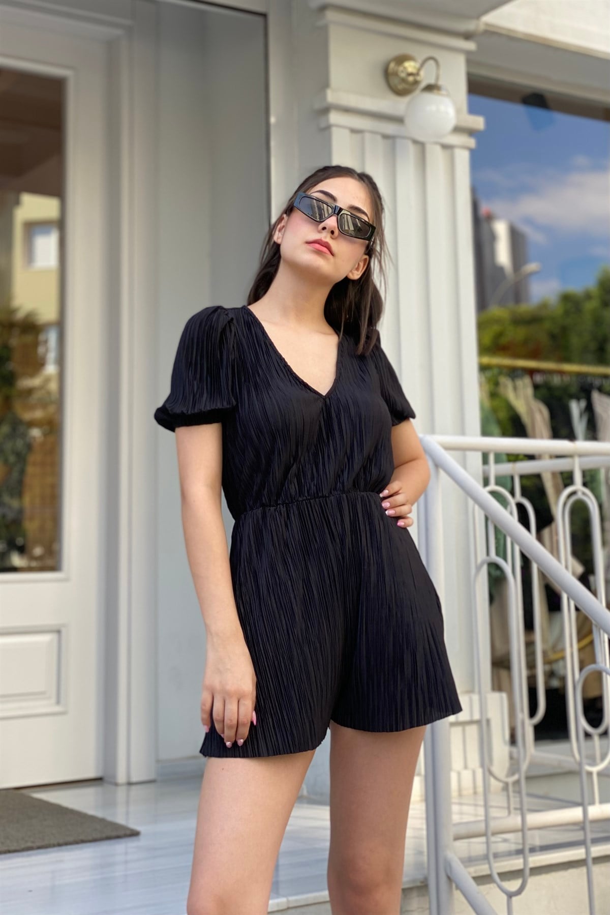 V YAKA PİLİSELİ BELİ LASTİKLİ TULUM