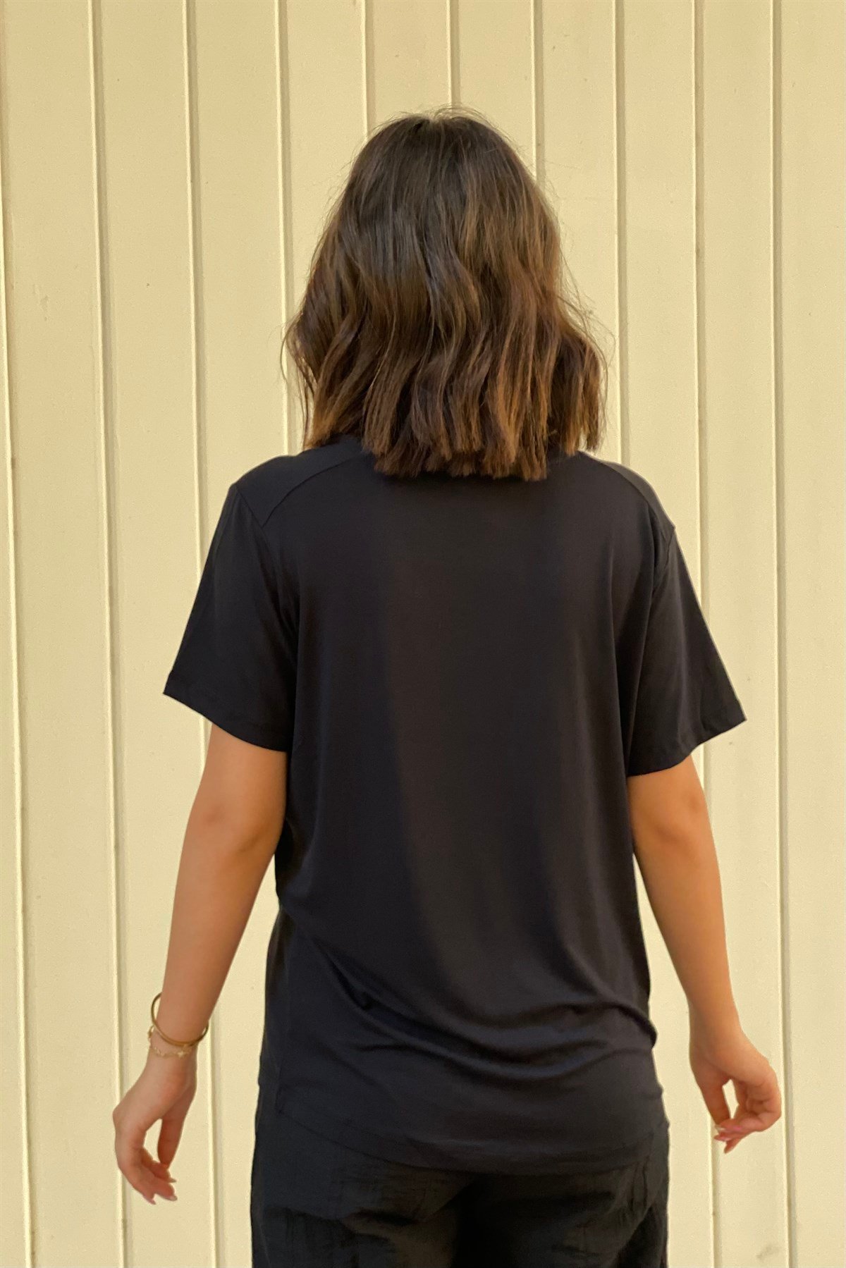V YAKA VISKON T-SHIRT