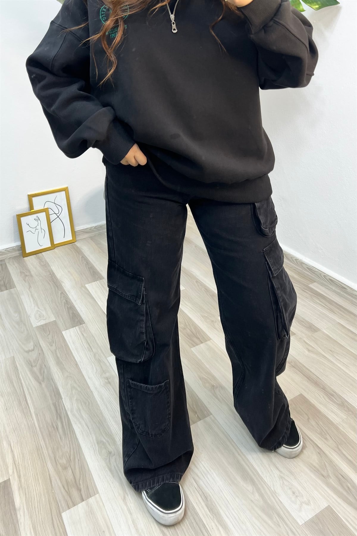 YANLARI CEPLİ KARGO PALAZZO PANTOLON