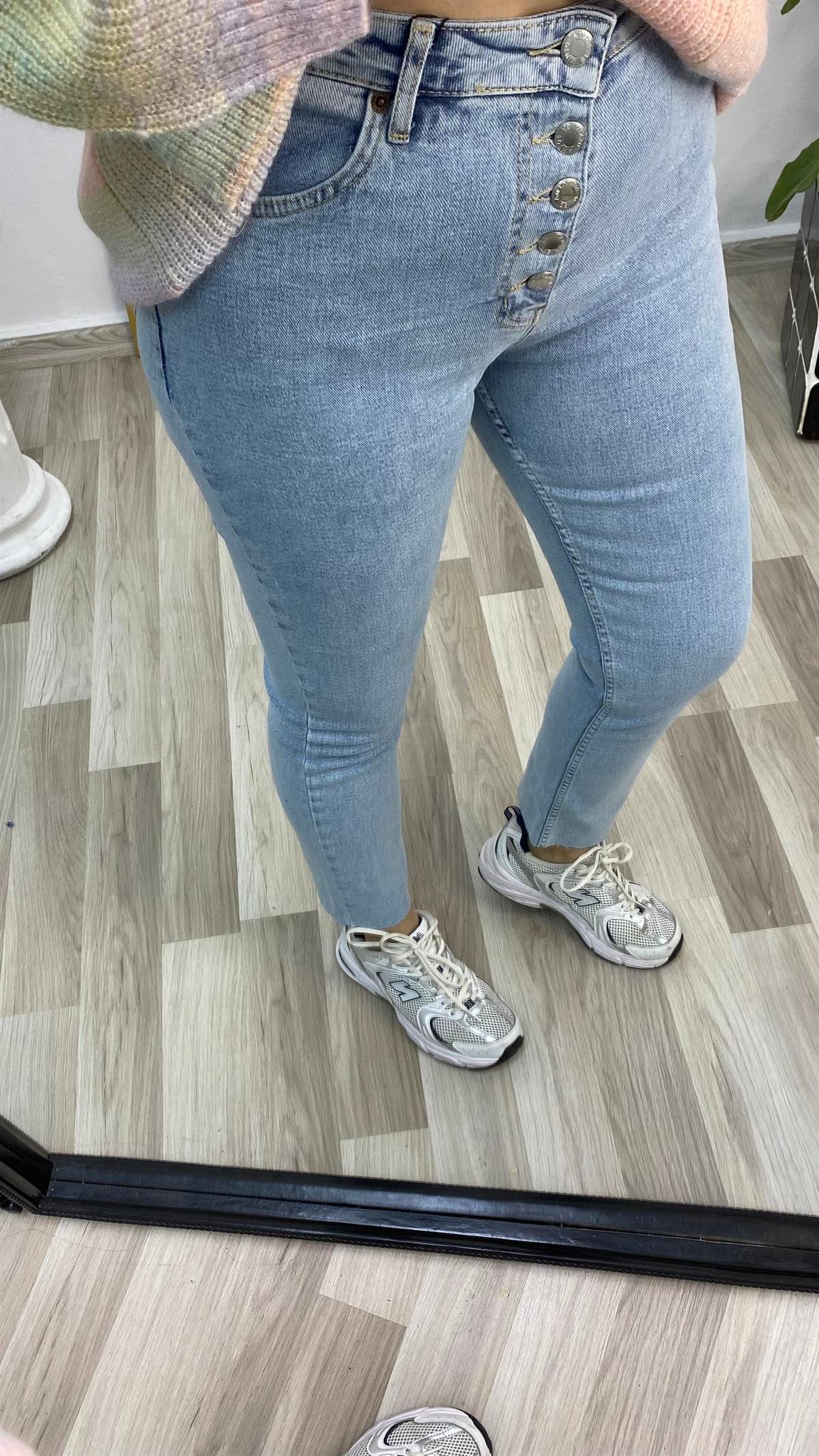 YÜKSEK BEL LİKRALI MOM JEAN