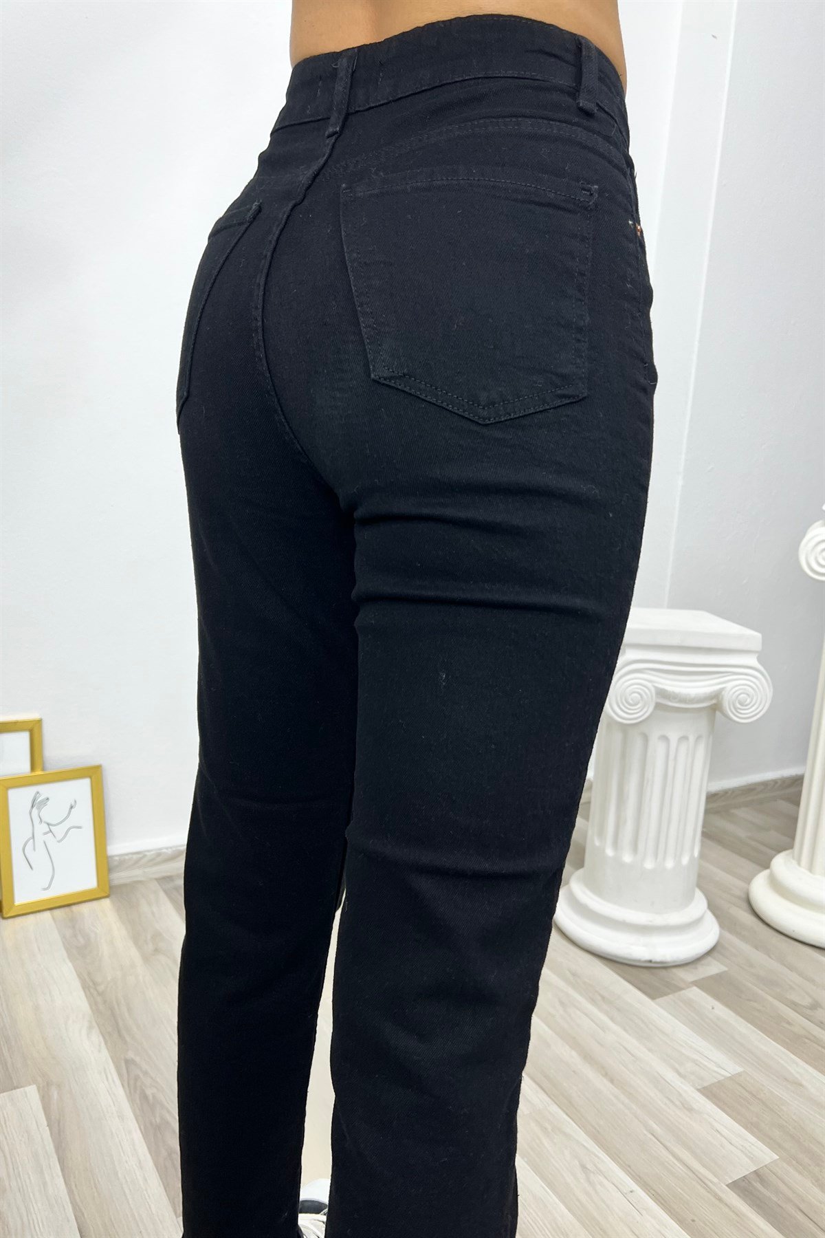 YÜKSEK BEL SLIM MOM JEAN