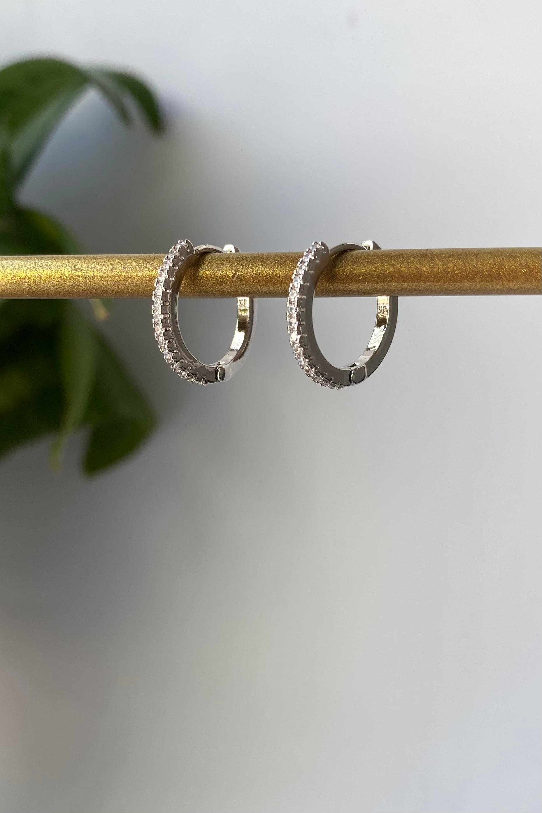 ZİRKON TAŞLI HALKA KÜPE 1.5CM