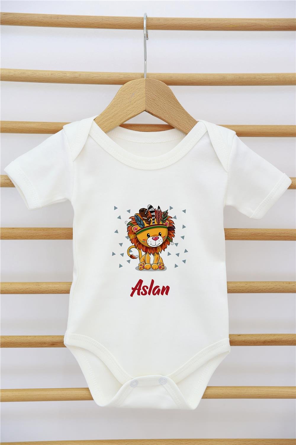 Çelenk ve Gökyüzü Desenli 11'li İsimli Organik Hastane Çıkış Seti