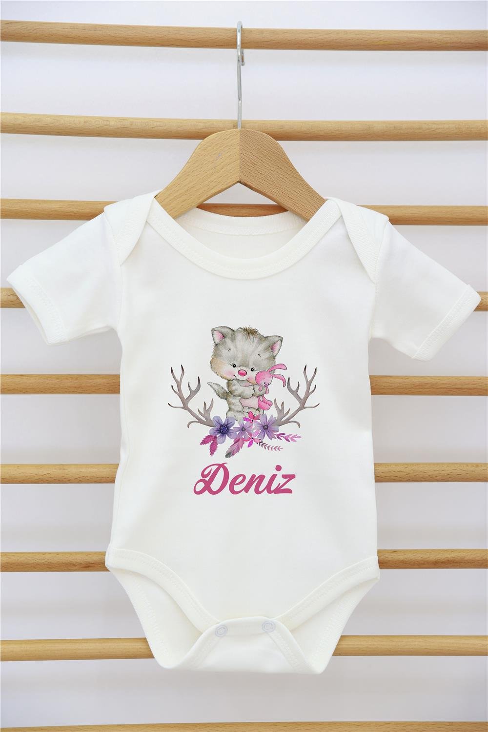 Çiçek Çelenk Desenli 11'li İsimli Organik Hastane Çıkış Seti