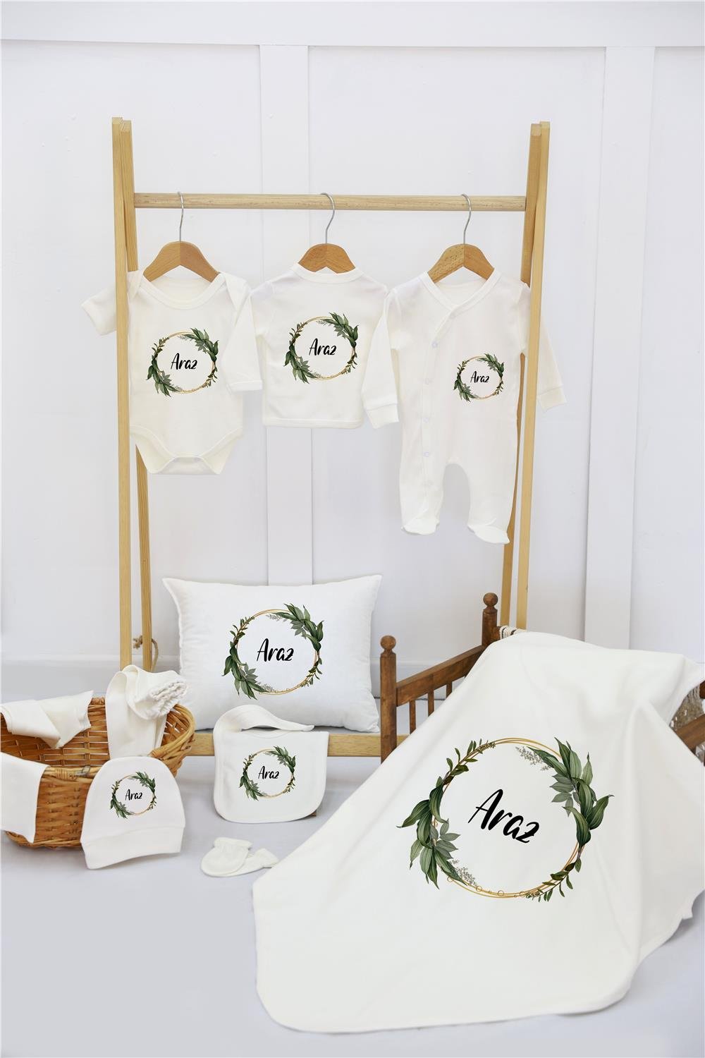 Gökkuşağı Bulut ve Balon Desenli 11'li İsimli Organik Hastane Çıkış Seti