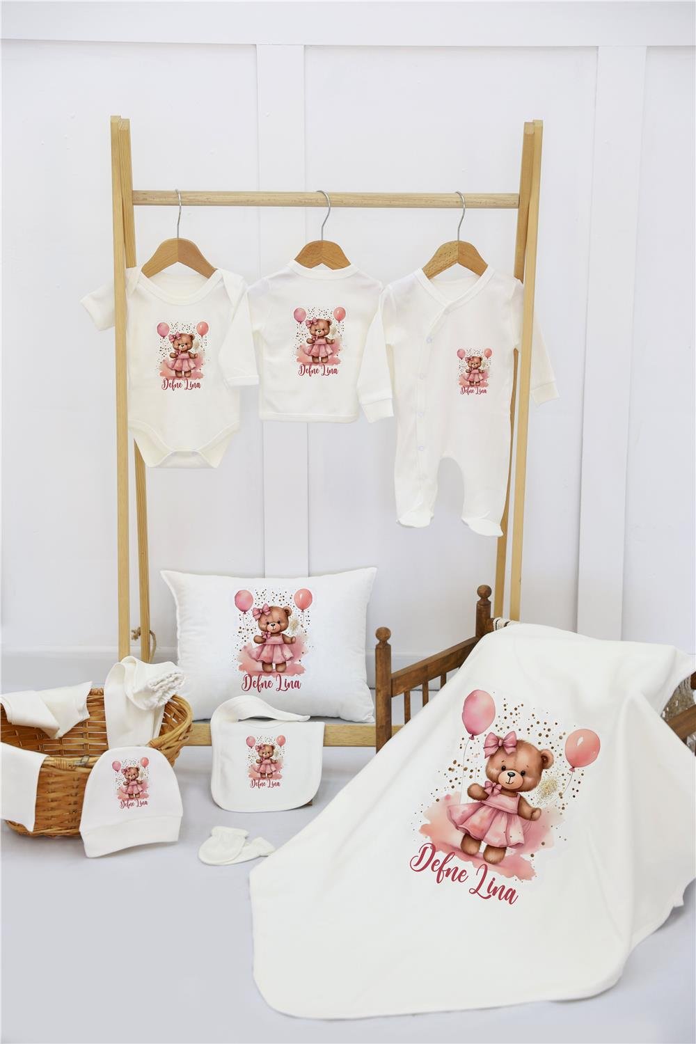 Gökkuşağı Desenli  11'li İsimli Organik Hastane Çıkış Seti