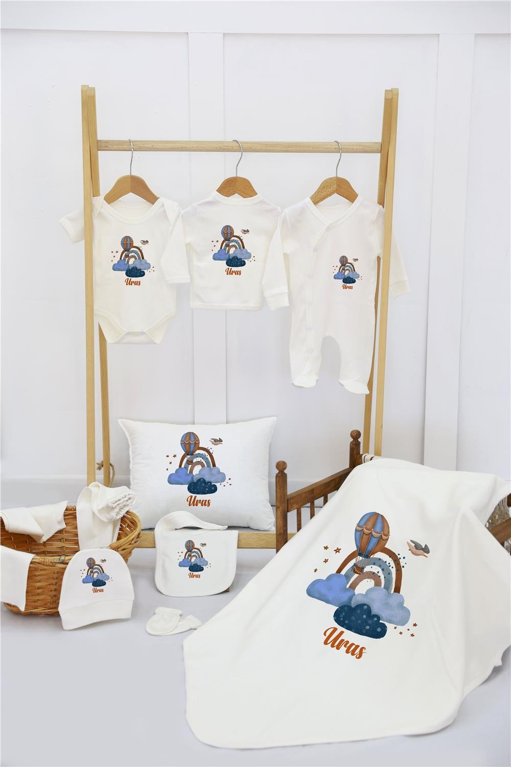 Gökkuşağı Desenli 11'li İsimli Organik Hastane Çıkış Seti