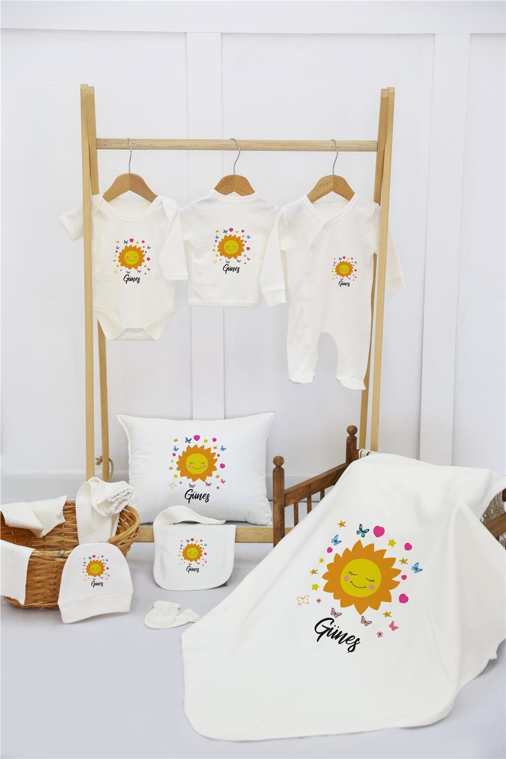 Gökkuşağı Desenli 11'li İsimli Organik Hastane Çıkış Seti